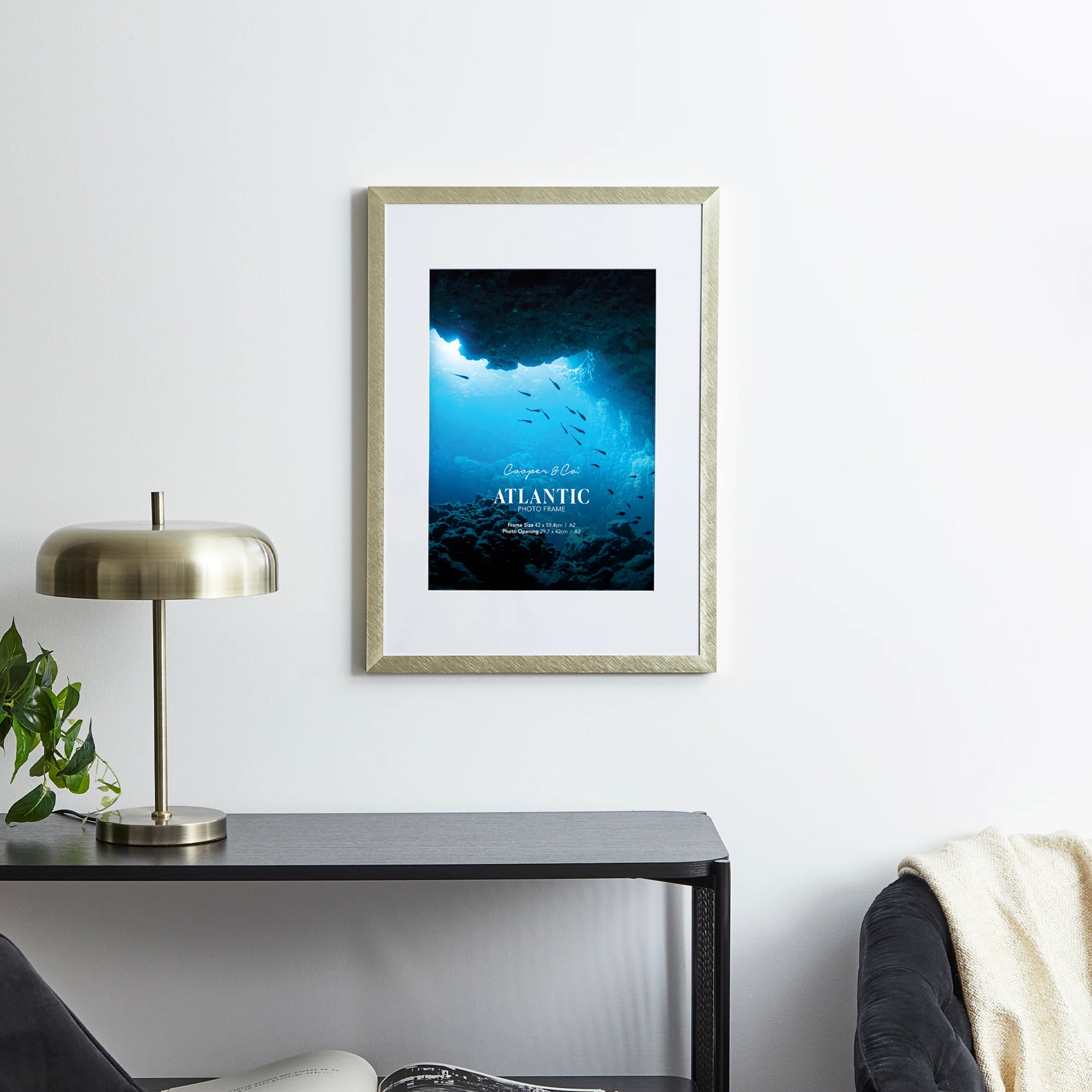 A2 Mat to A3 Boldline Metal Photo Frame - Image 12