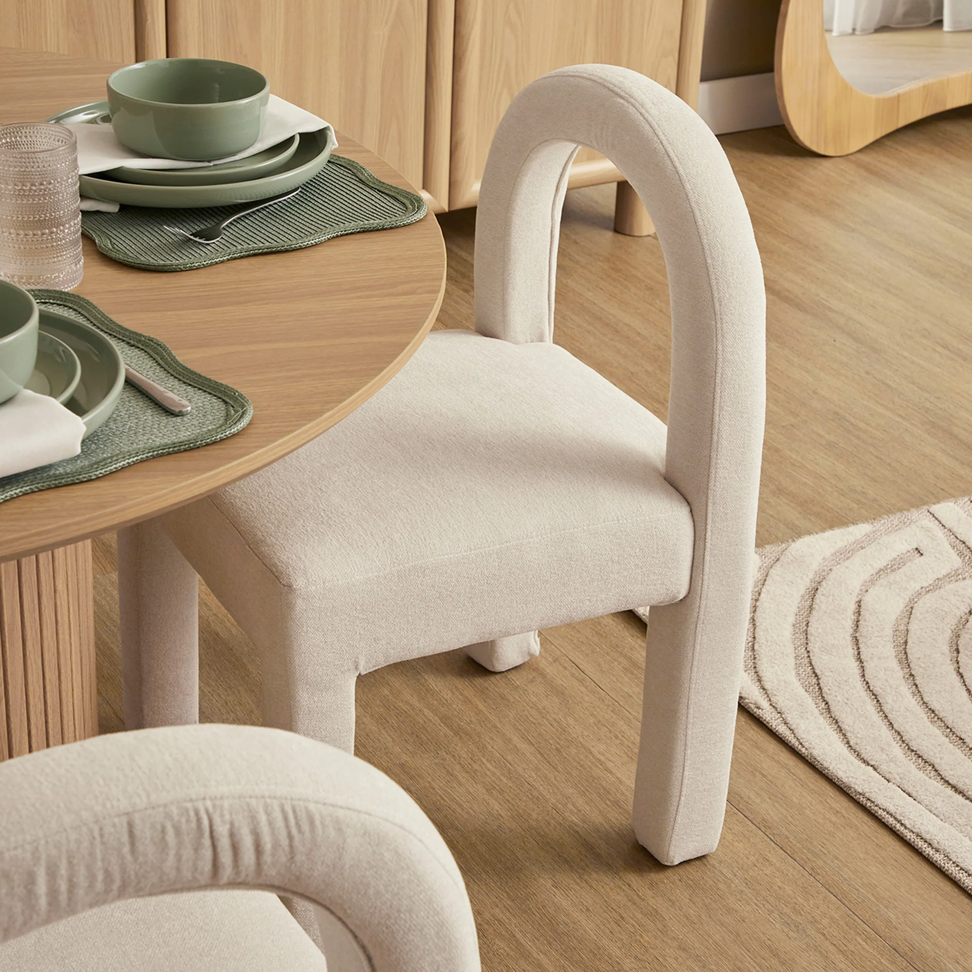 Alexis Set of 4 Dining Chairs Cream - Image 4