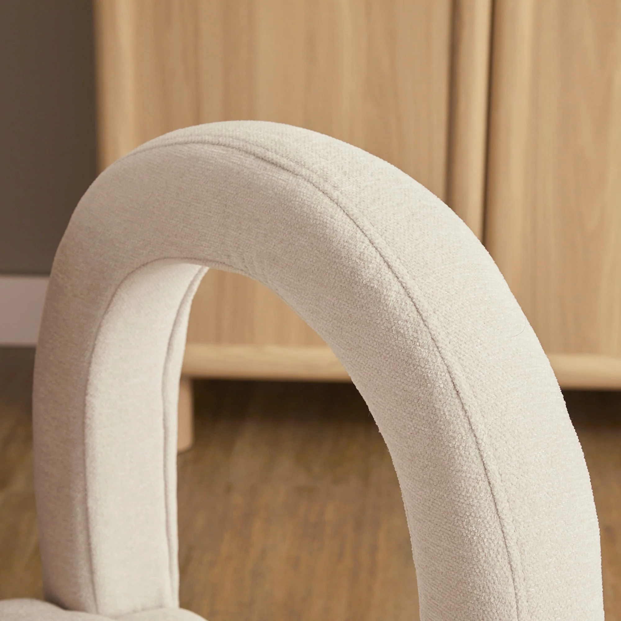 Alexis Set of 4 Dining Chairs Cream - Image 7