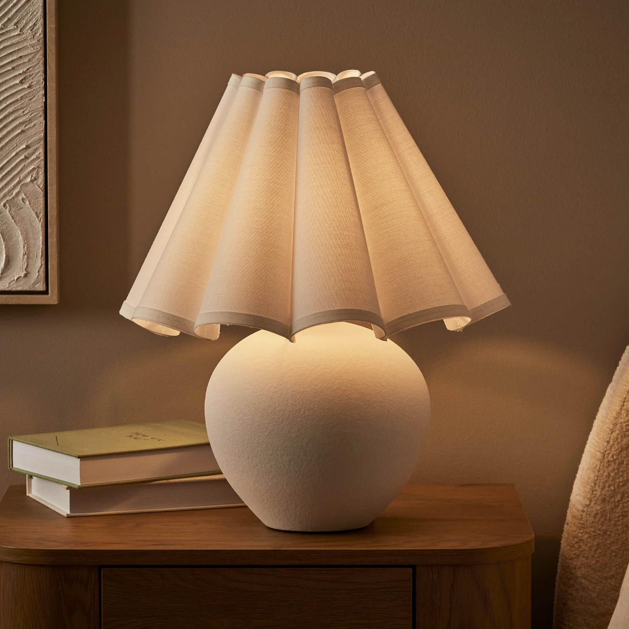 Amalie Table Lamp White - Image 4