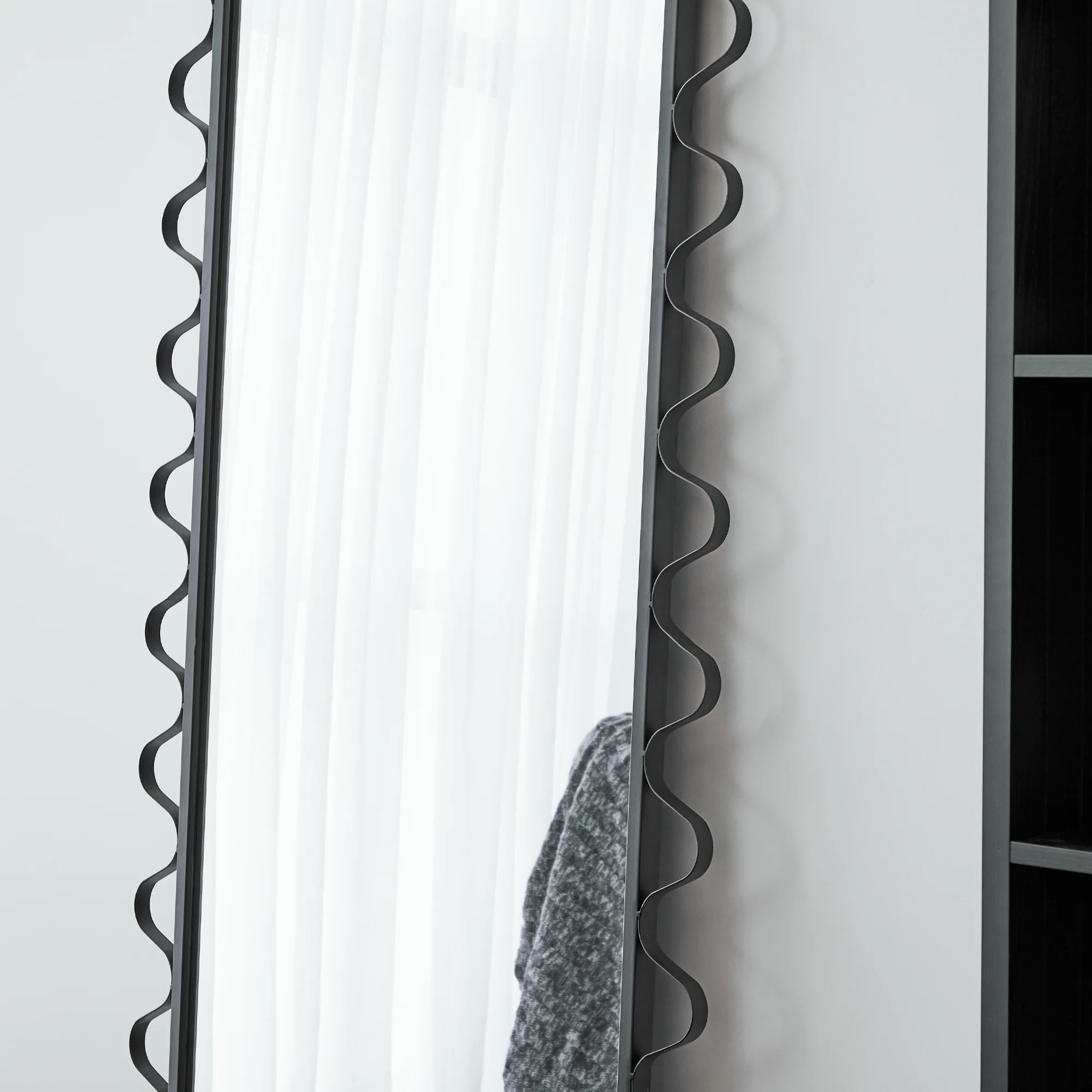 Aria Wavey 180cm Floor Length Mirror Black - Image 5