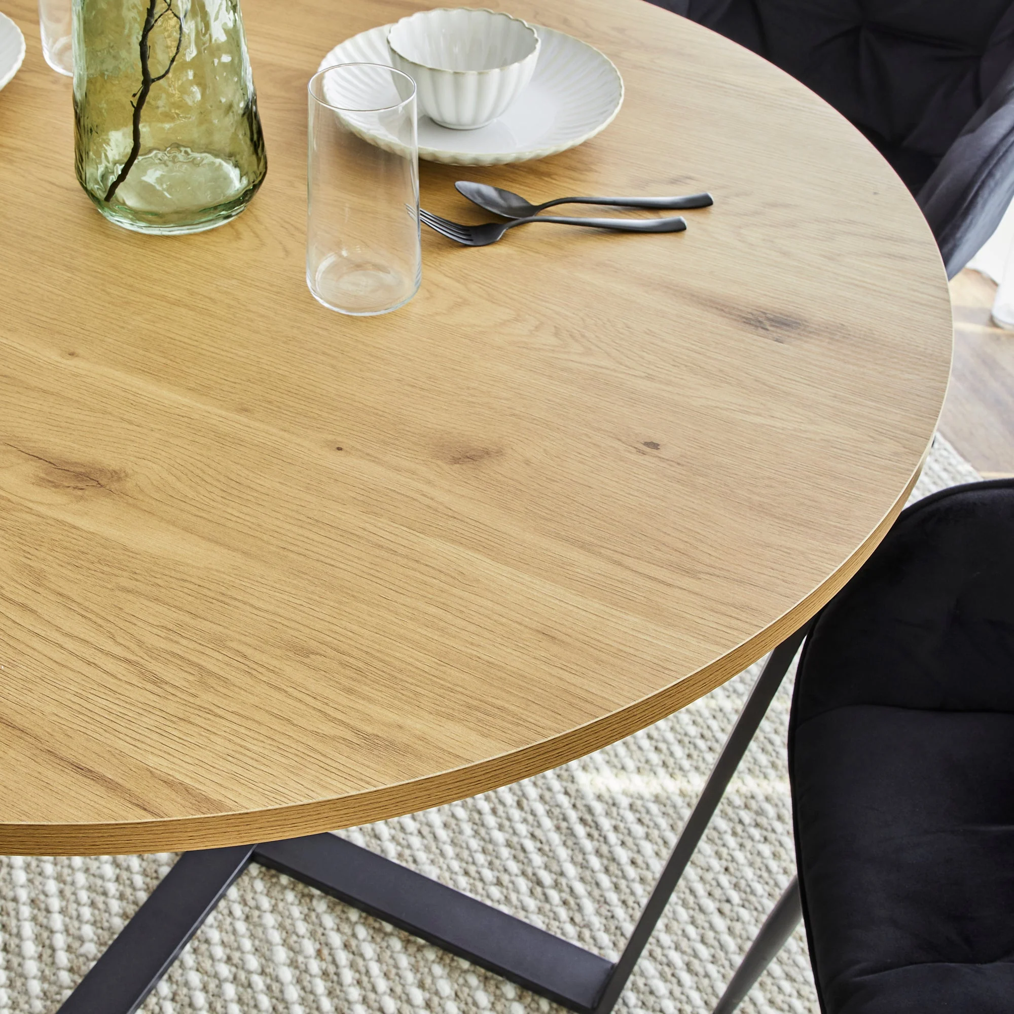 Arizona Dining Table Oak (110cm) - Image 5
