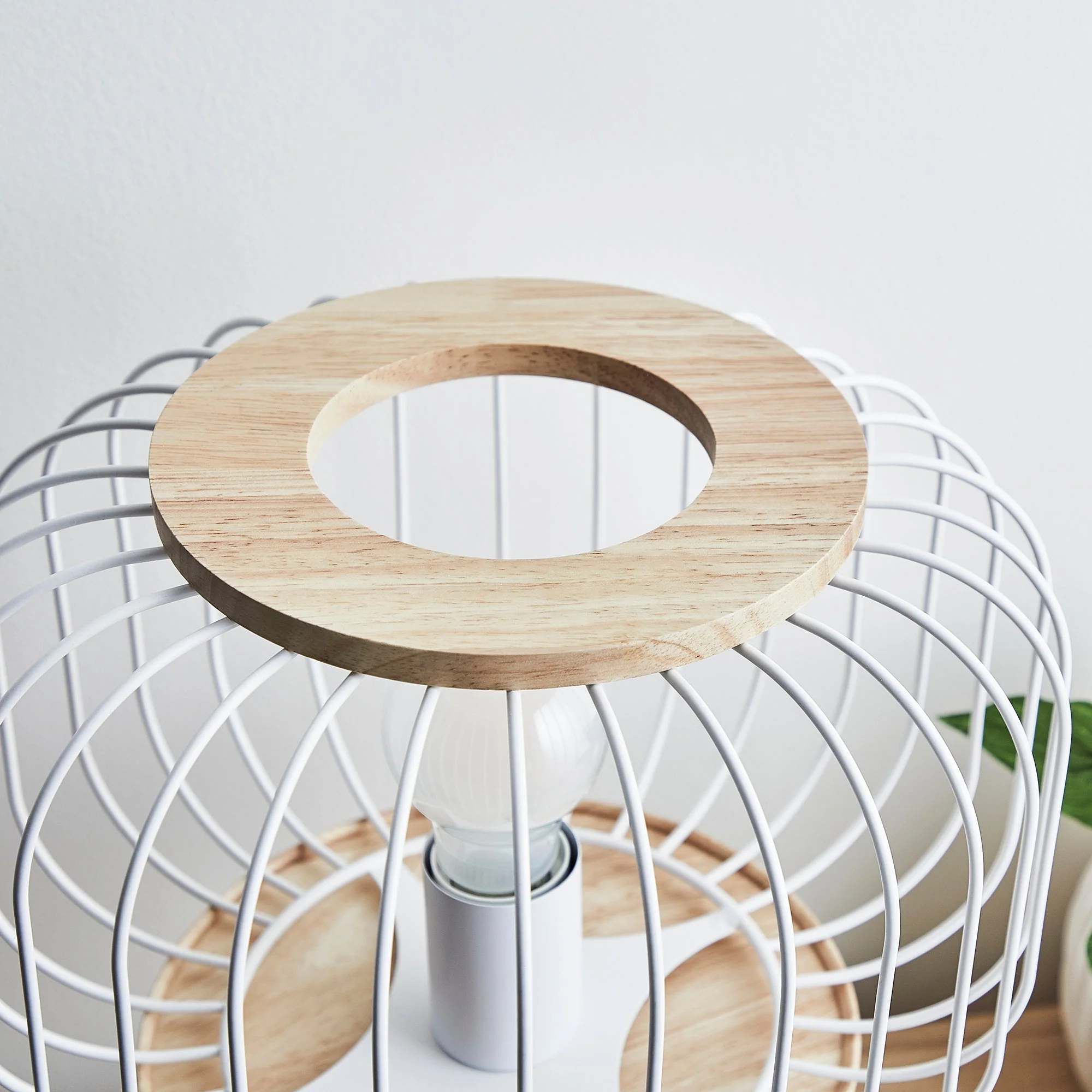 Aruba Table Lamp White - Image 4