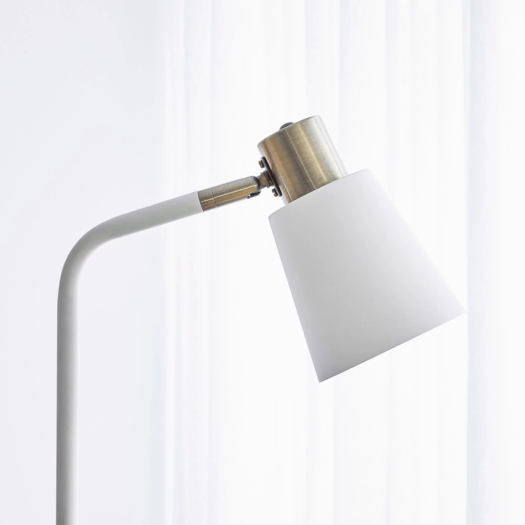 Avi Floor Lamp White - Image 7
