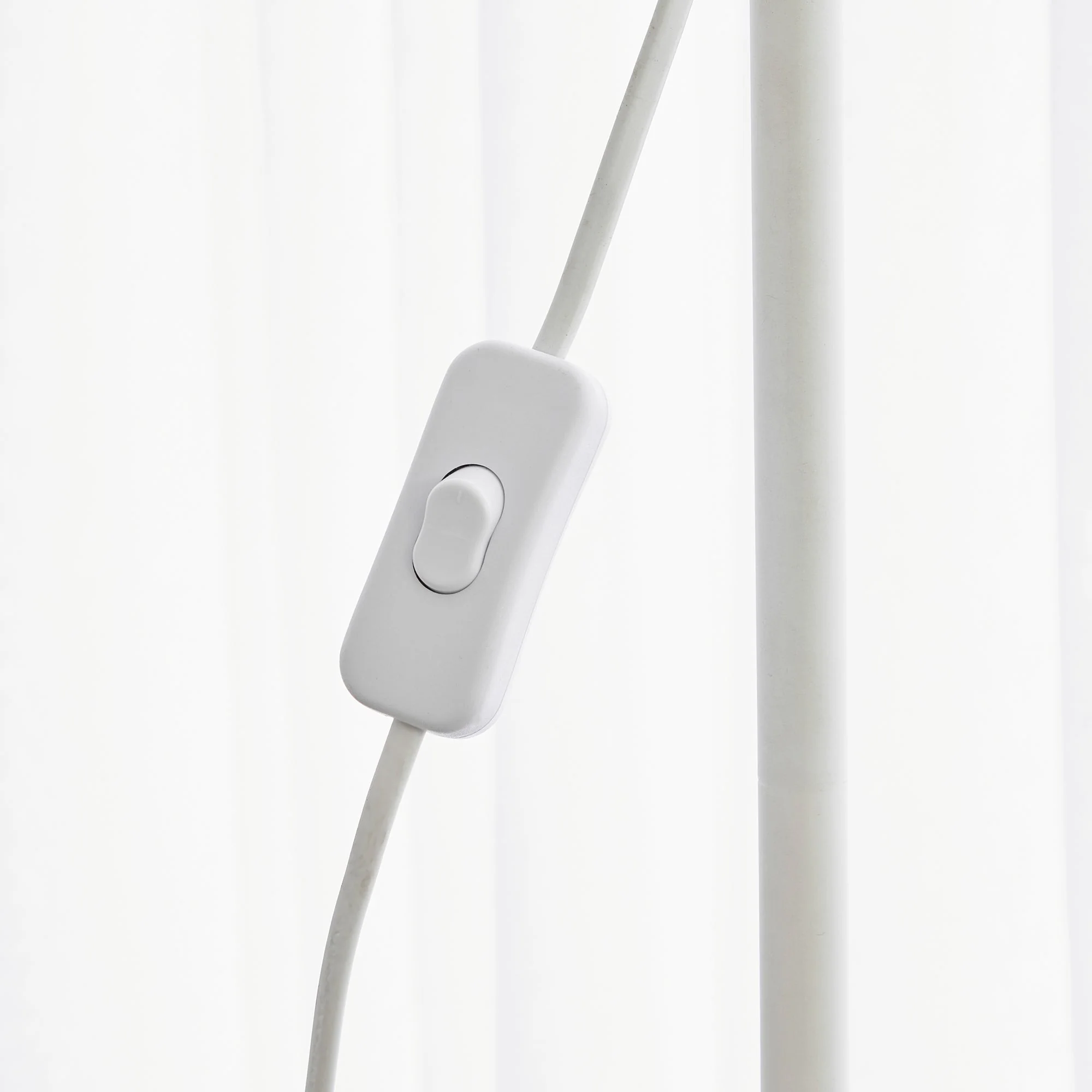 Avi Floor Lamp White - Image 9