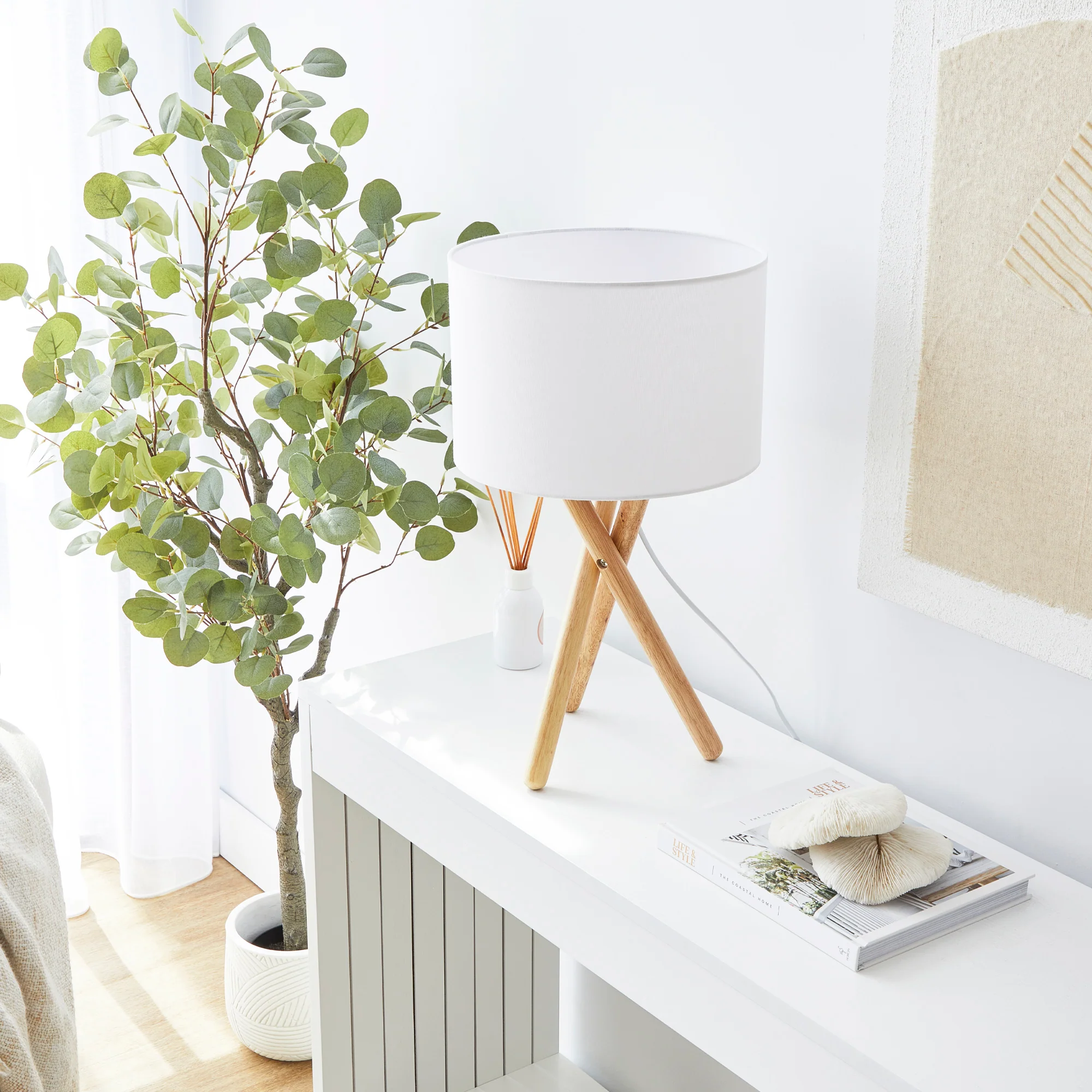 Byron Tripod Table Lamp Natural (Set of 2) - Image 5