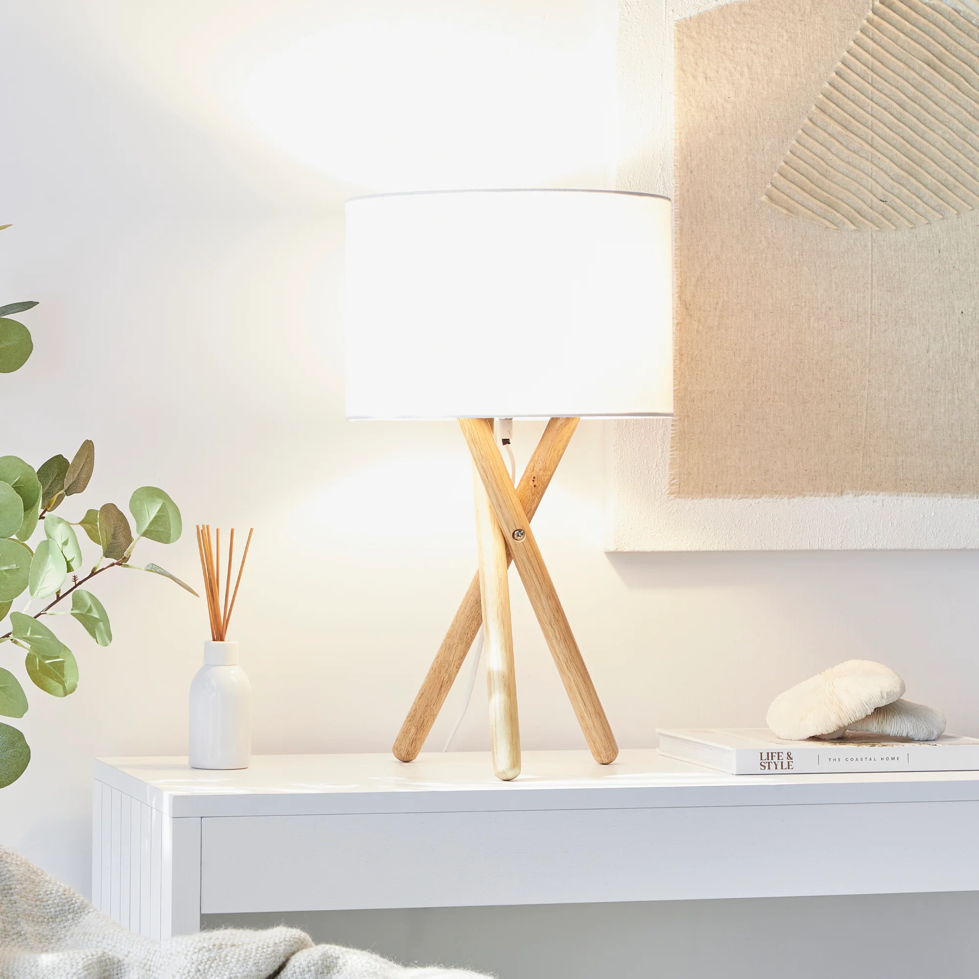 Byron Tripod Table Lamp Natural (Set of 2) - Image 8