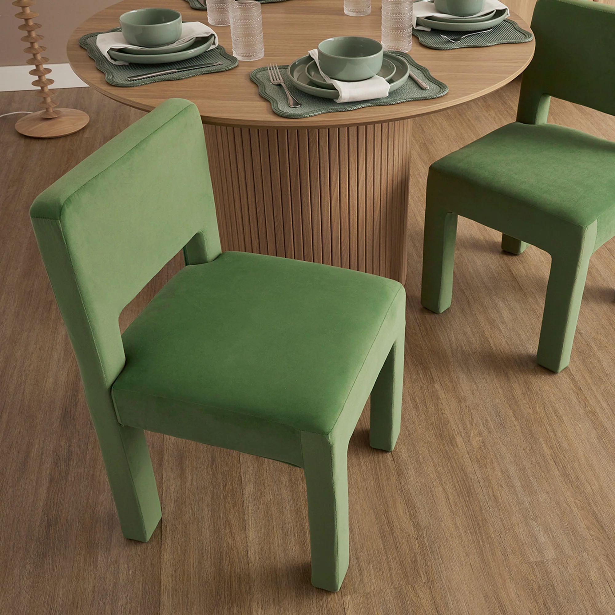 Claude Set of 2 Dining Chairs Green Velvet - Image 8