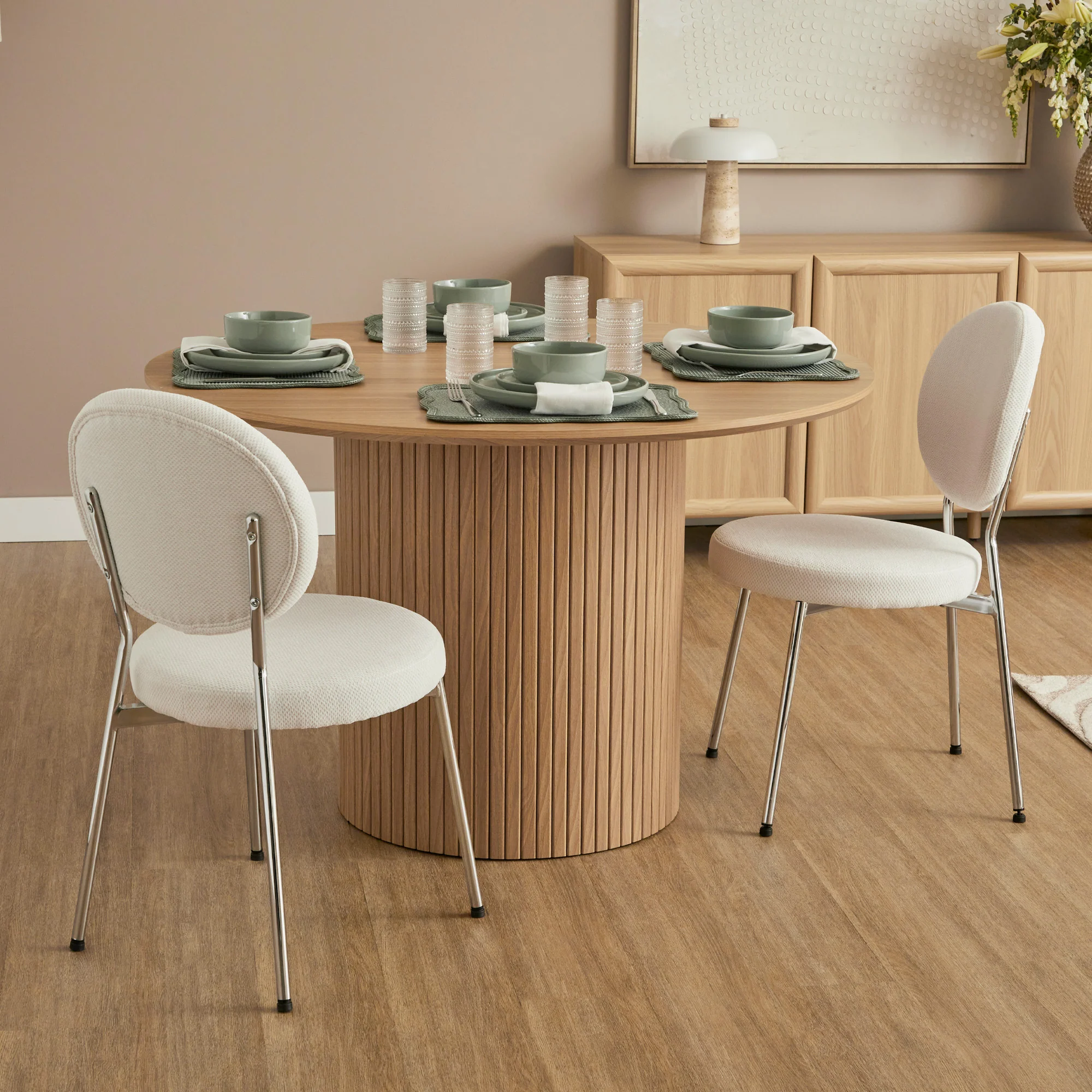Cove Dining Table Oak and Dora Set of 4 Dining Chairs Chrome and Cream Set - Image 2