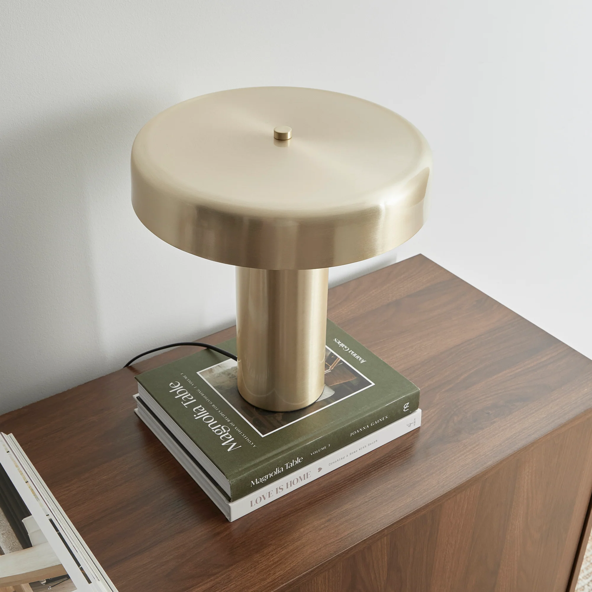 Eclipse Table Lamp Gold - Image 7