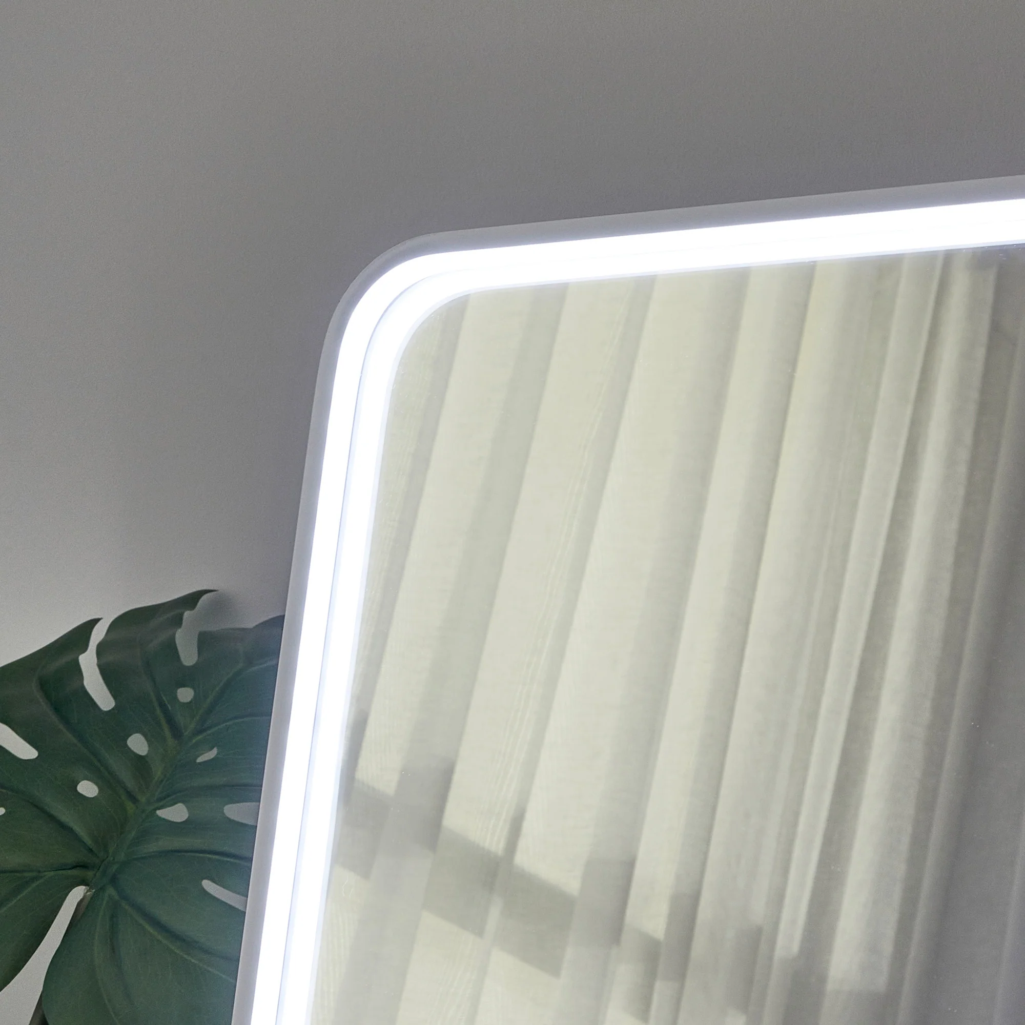 Front Illuminated 160cm LED Standing Mirror - Image 10