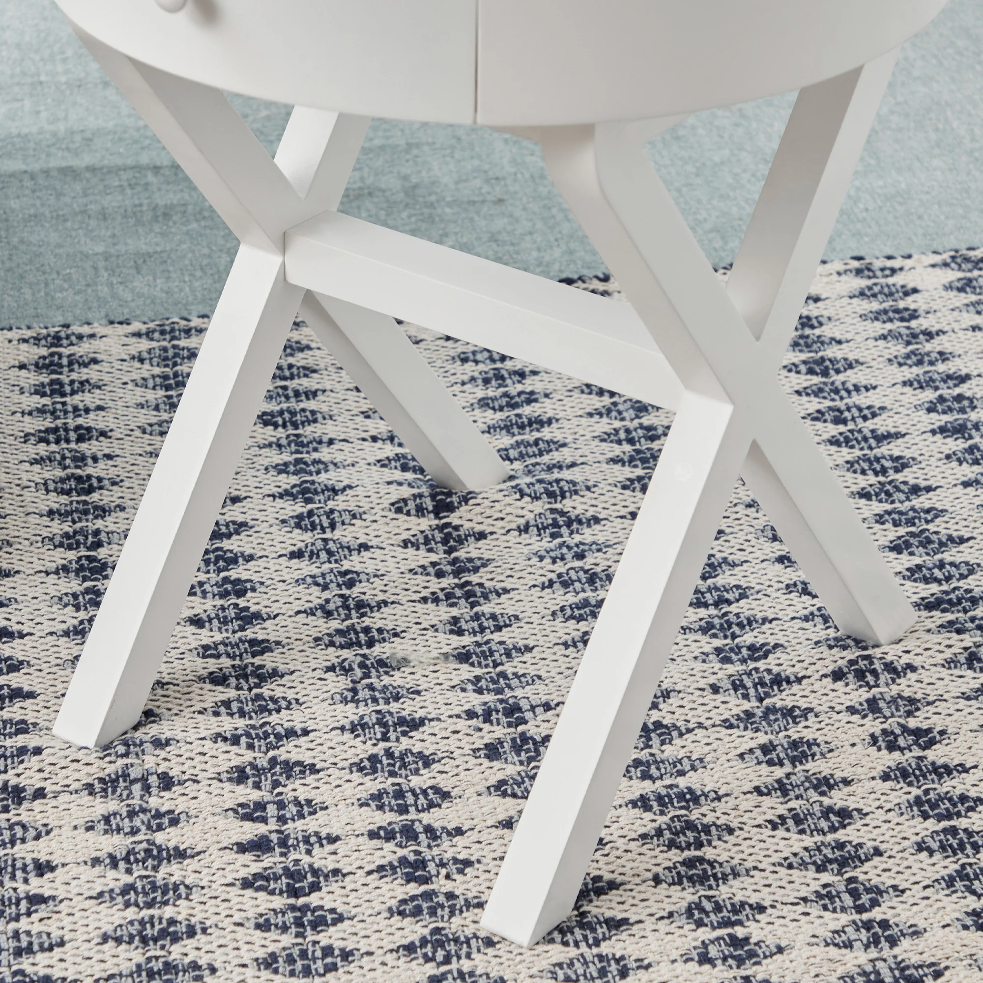Lee Side Table White - Image 9