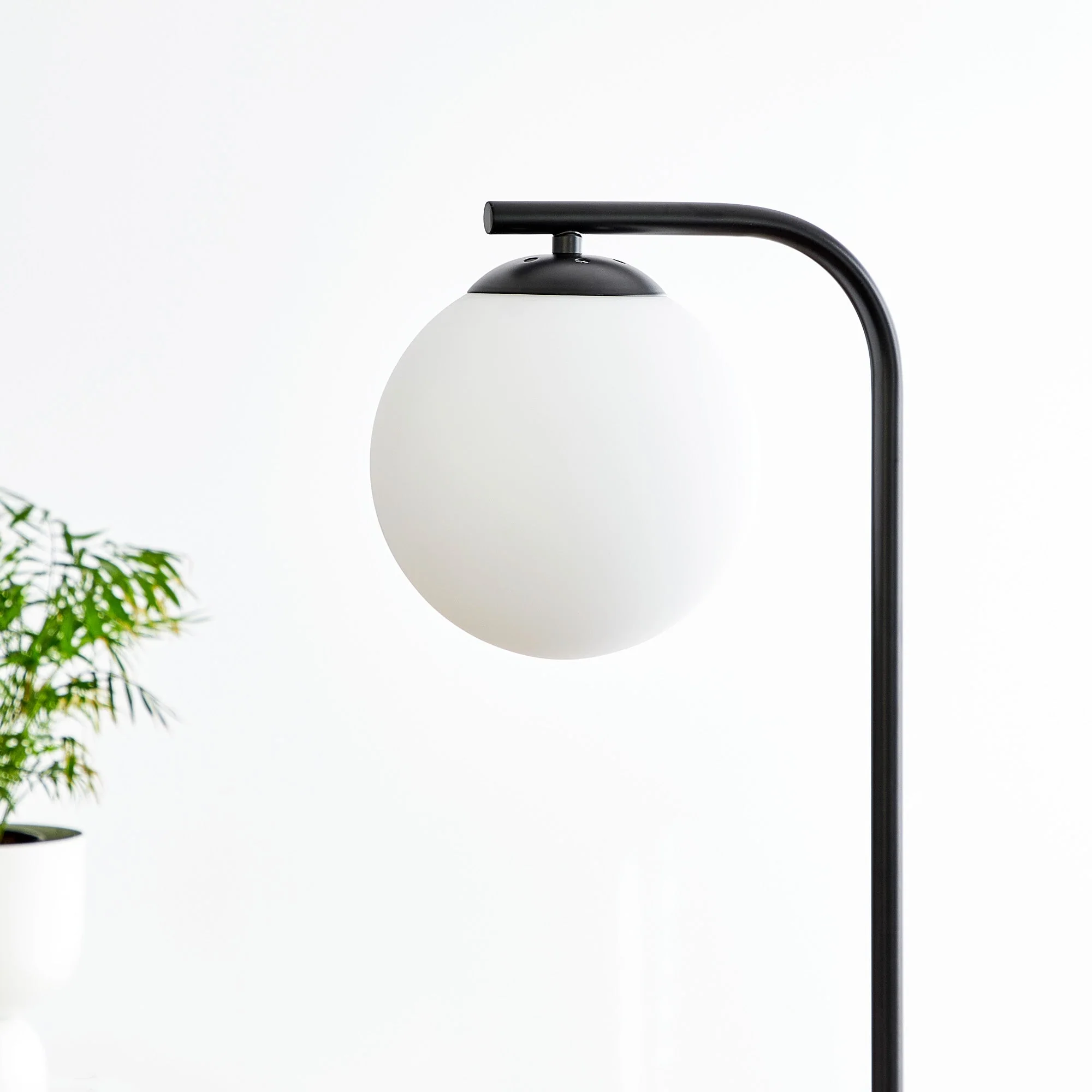 Lexington Floor Lamp Black - Image 7