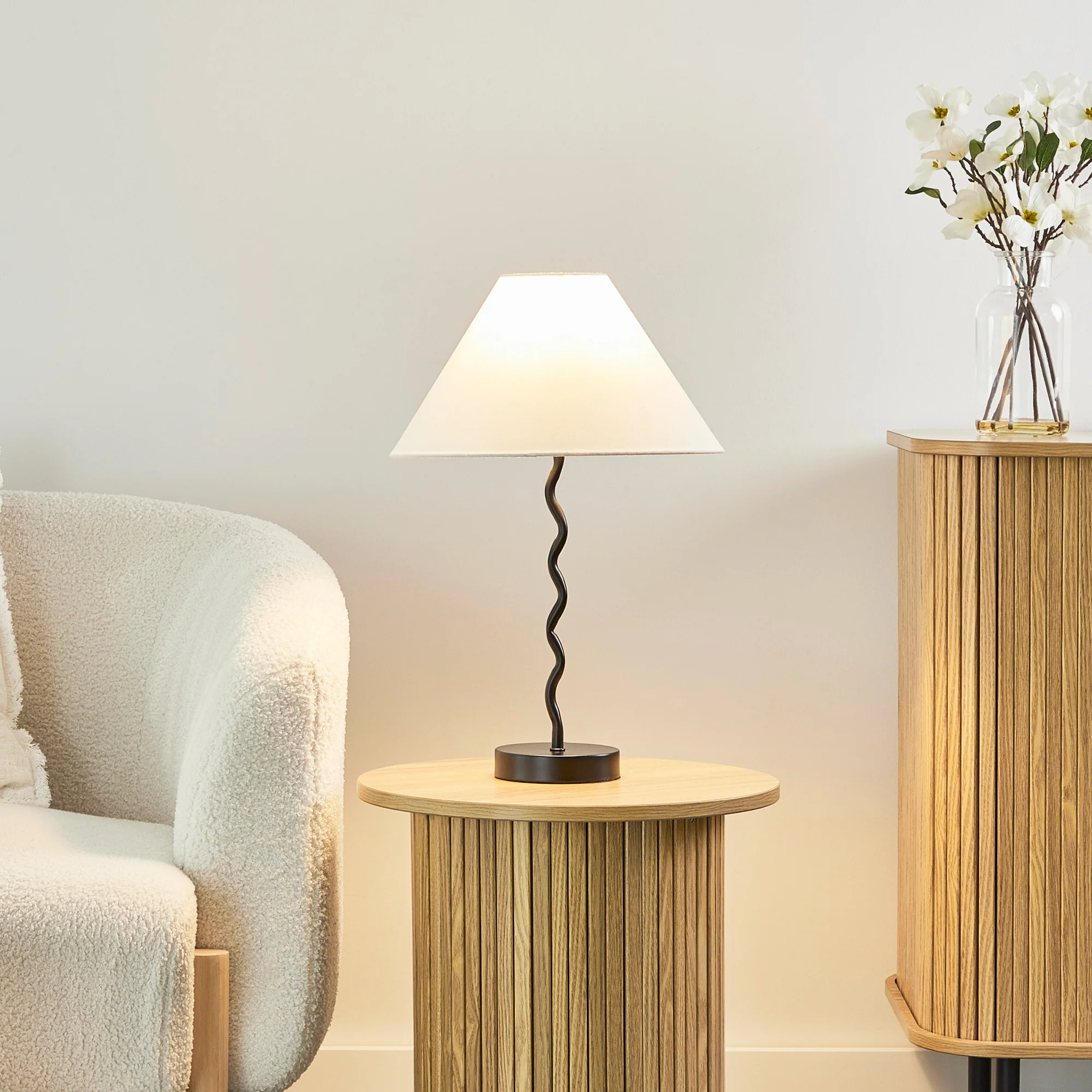 Lulu Squiggle Table Lamp Black - Image 7