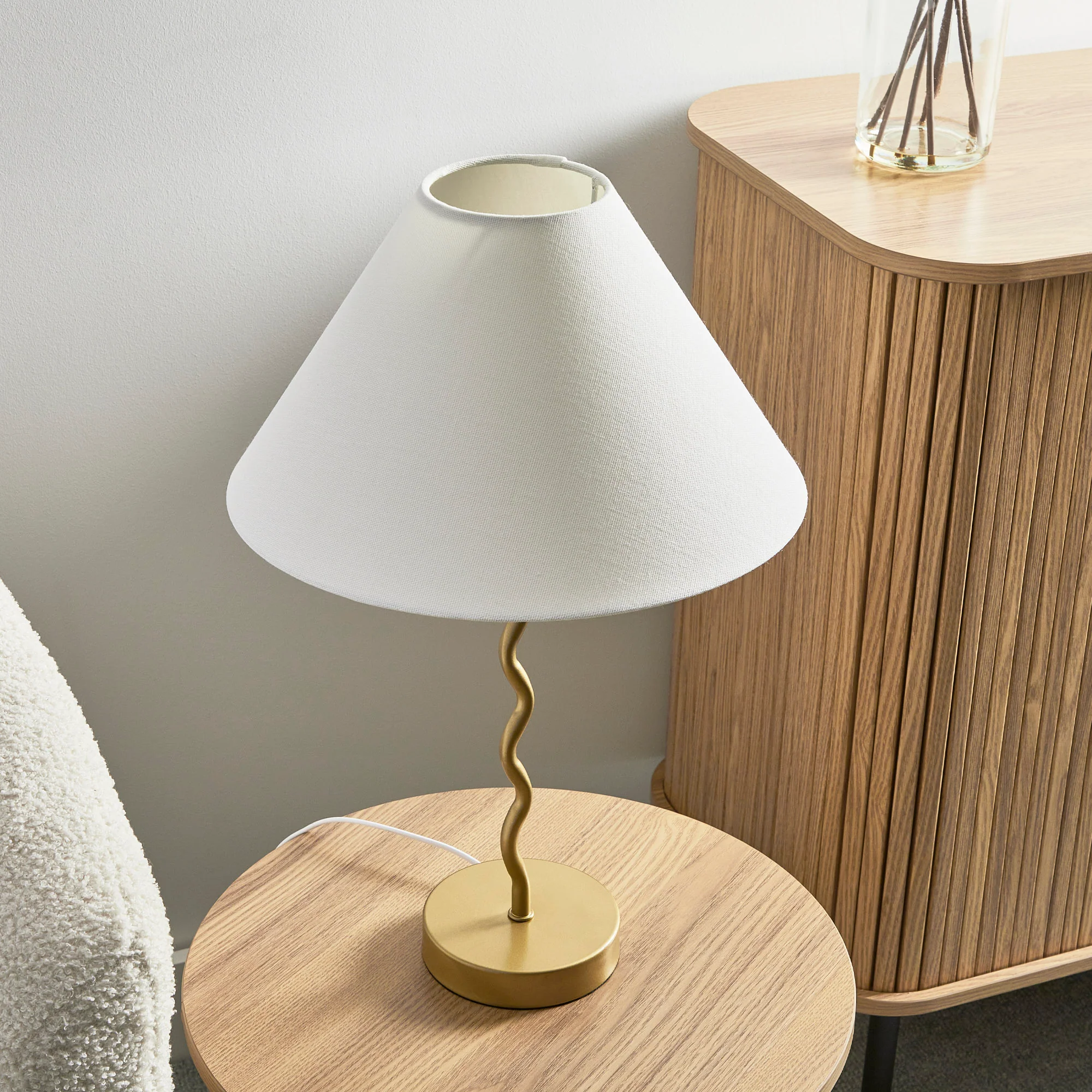 Lulu Squiggle Table Lamp Gold - Image 4