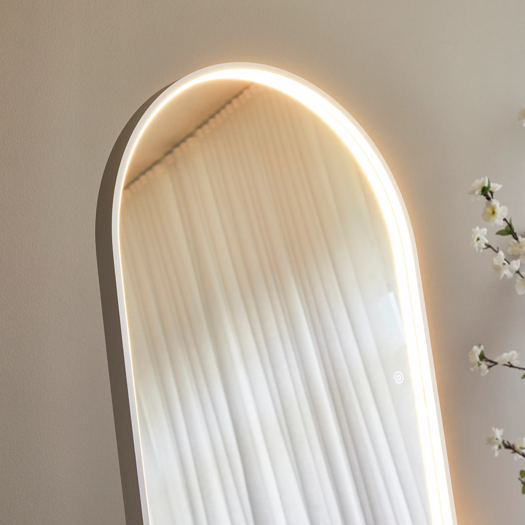 Luna 160cm Standing Arch Front Illuminated Mirror Silver - Image 5