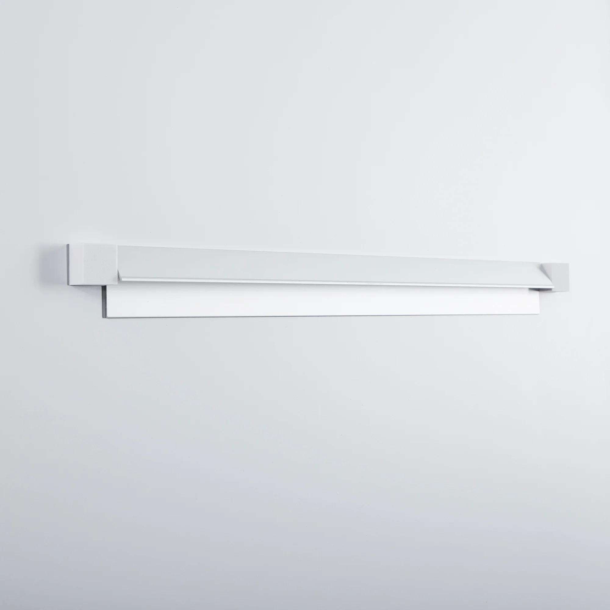 Luna 180cm Arch Front Illuminated Mirror Black - Image 16