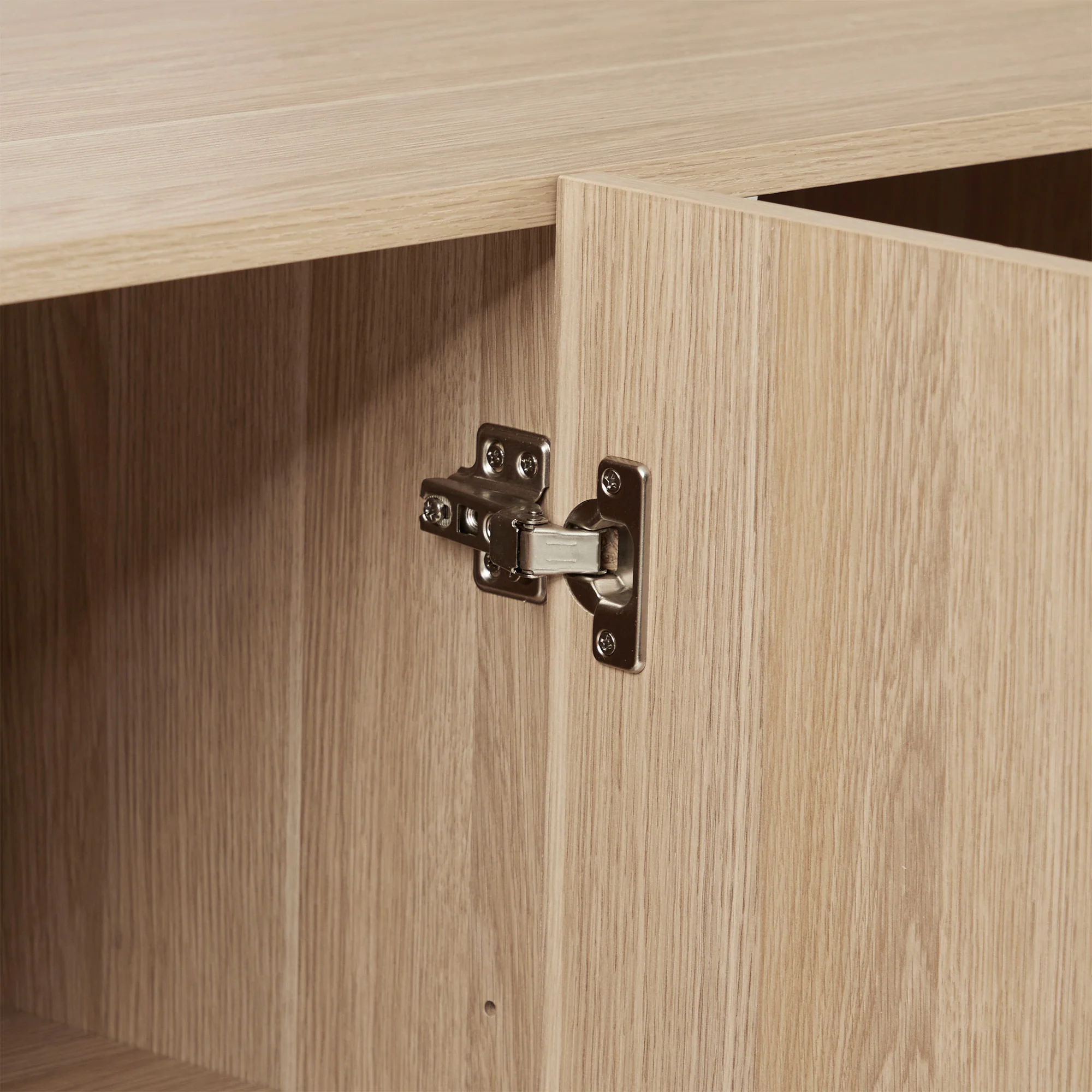 Malmo 3 Door Buffet Oak (140cm) - Image 14