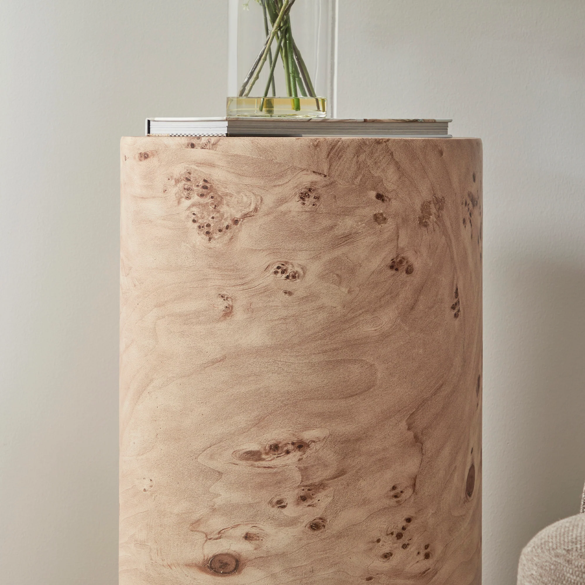 Maria Plinth Burl Look - Image 6
