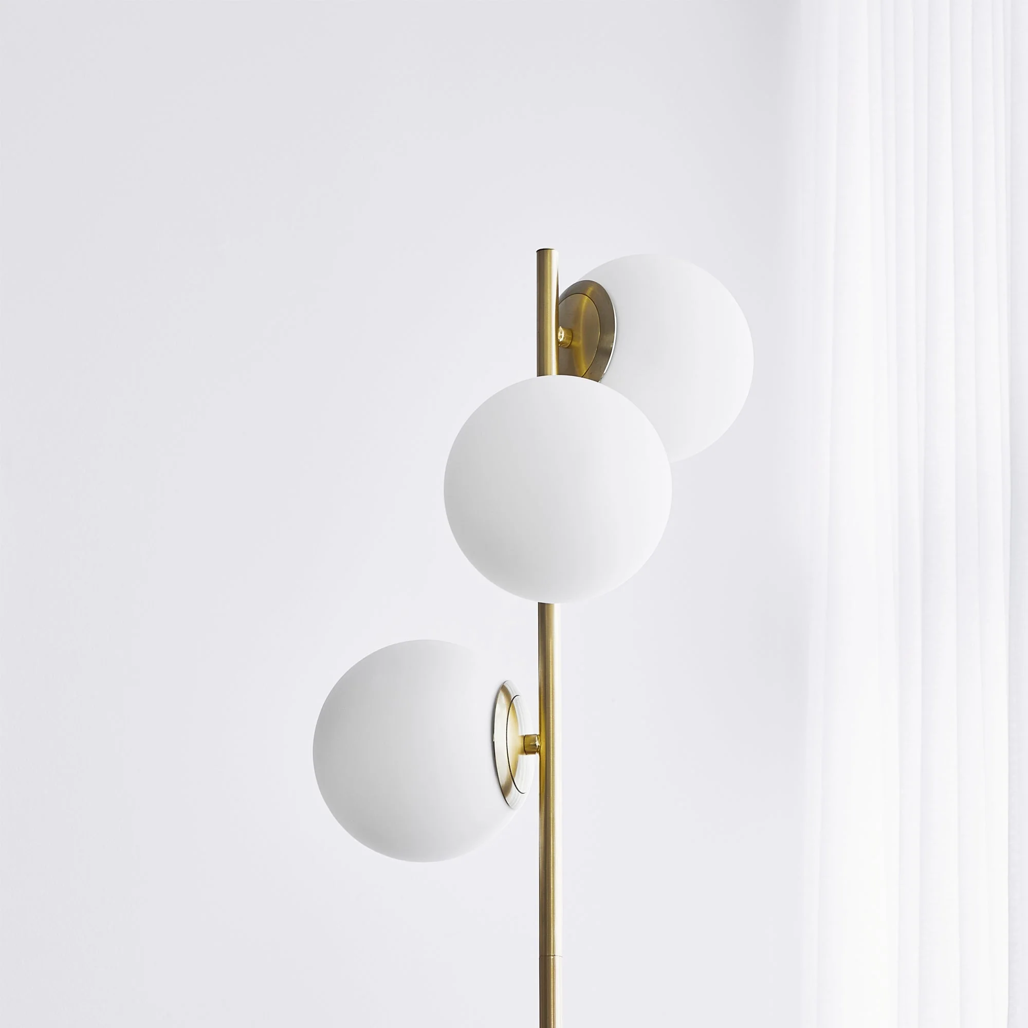 Mateo Floor Lamp Gold - Image 5