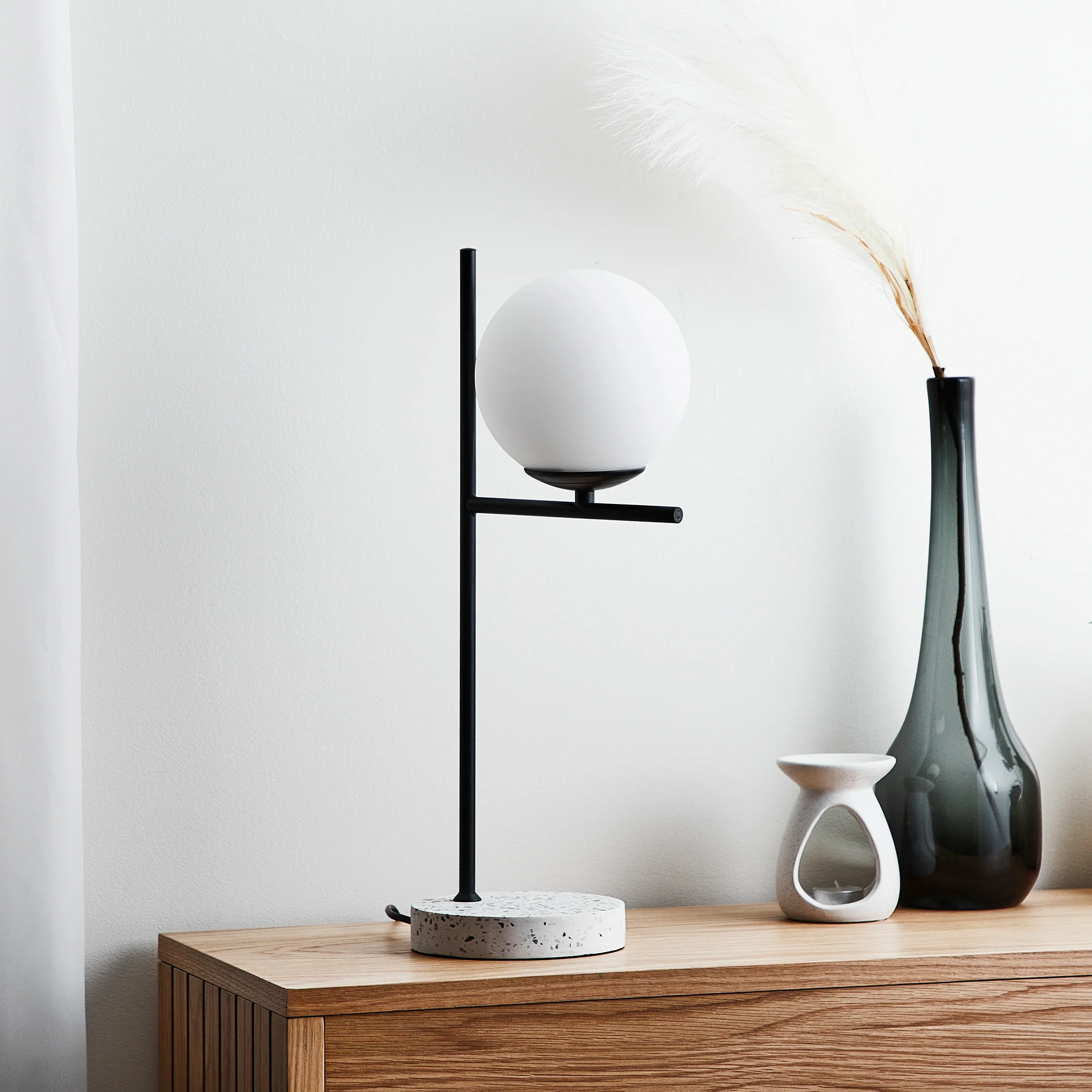 Mateo Table Lamp Black (Set of 2) - Image 4