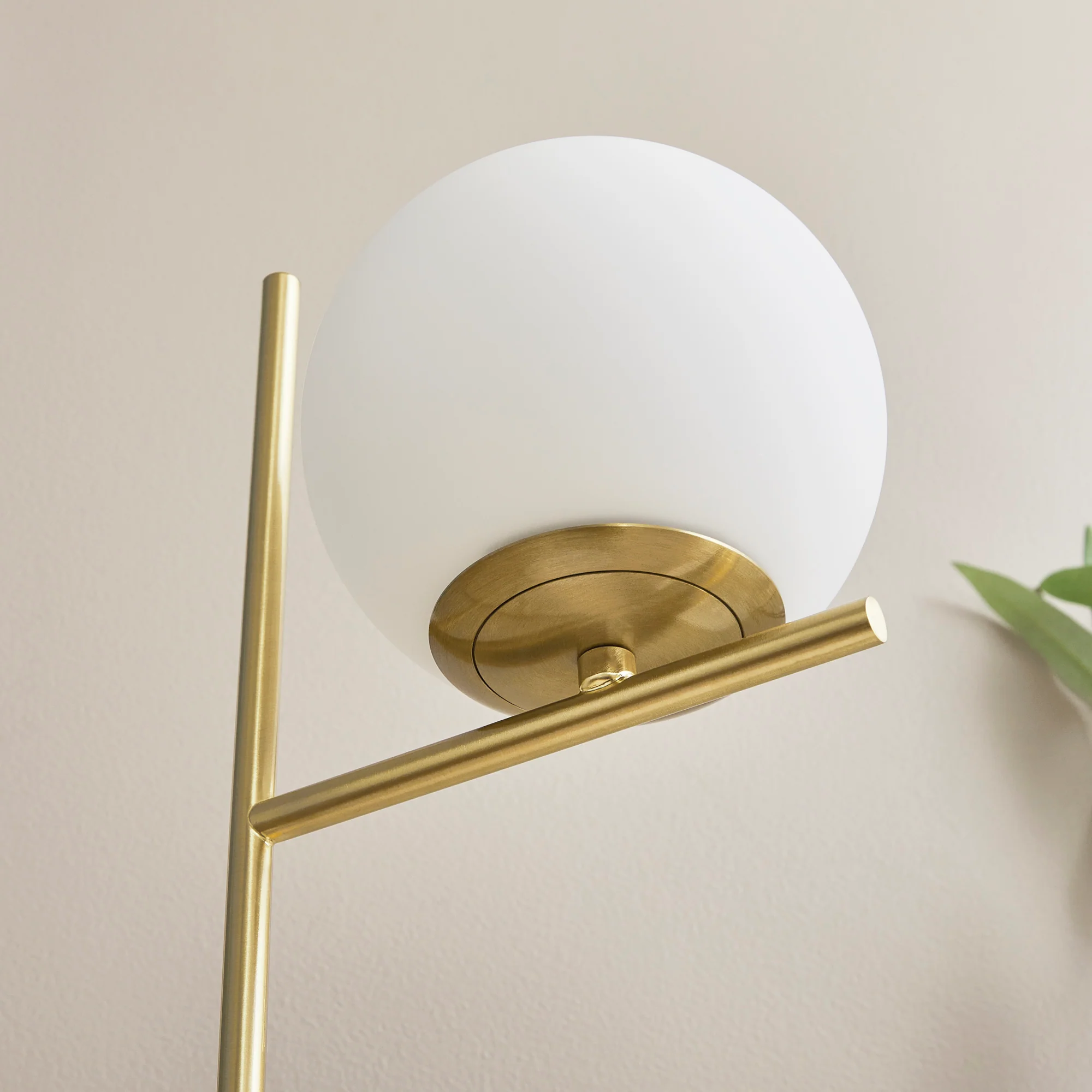 Mateo Table Lamp Gold - Image 8