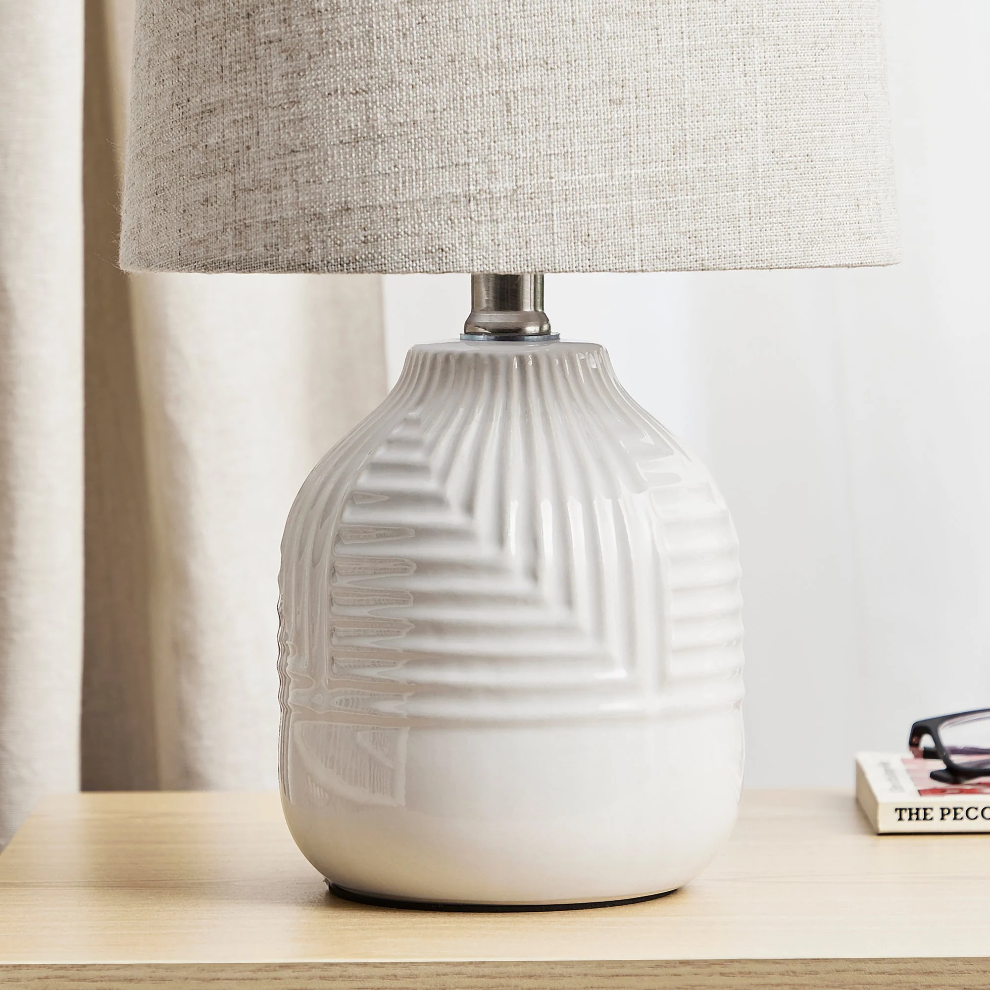 Maze Modern Ceramic Table Lamp (Set of 2) - Image 10