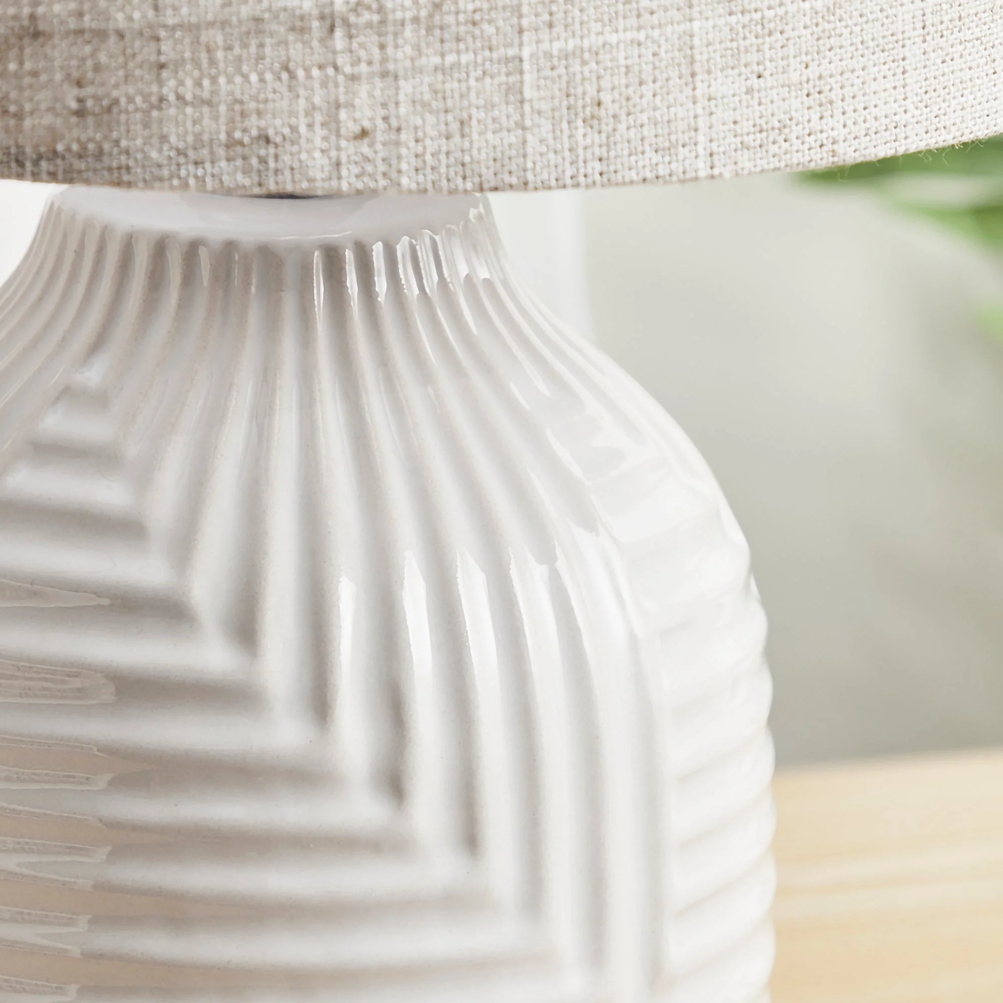 Maze Modern Ceramic Table Lamp (Set of 2) - Image 11