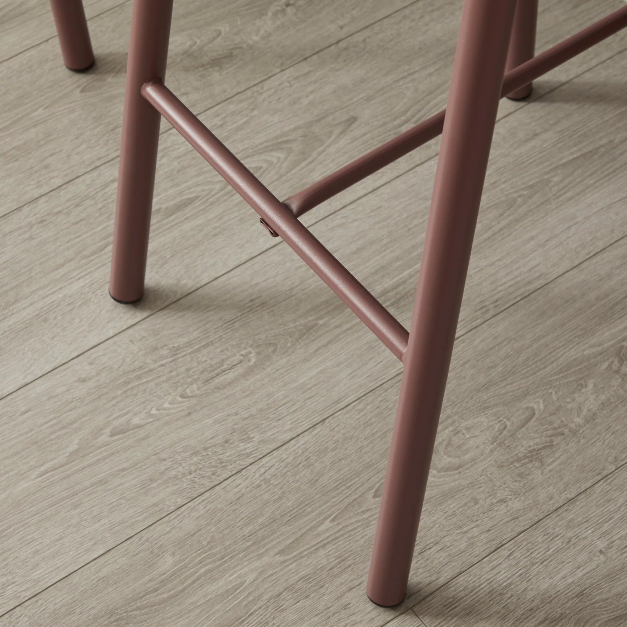 Newport Set of 2 Barstools Claret - Image 11