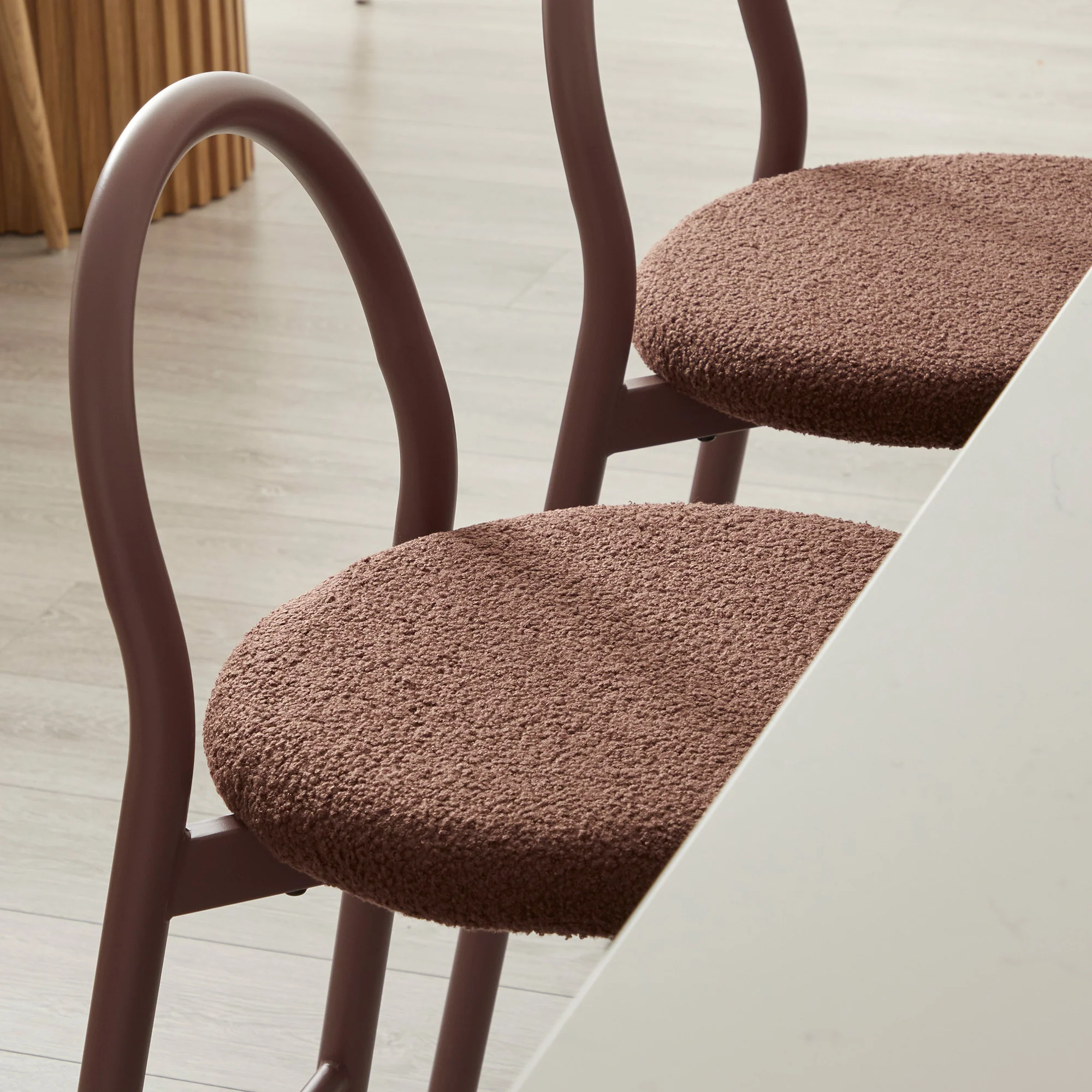 Newport Set of 2 Barstools Claret - Image 6