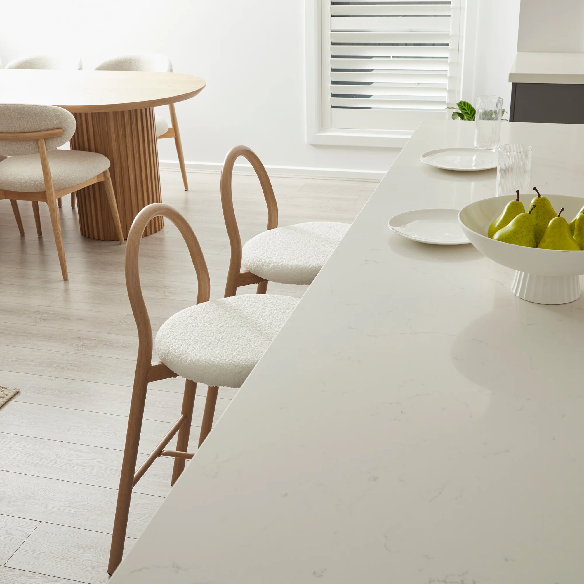 Newport Set of 2 Barstools Cream - Image 7