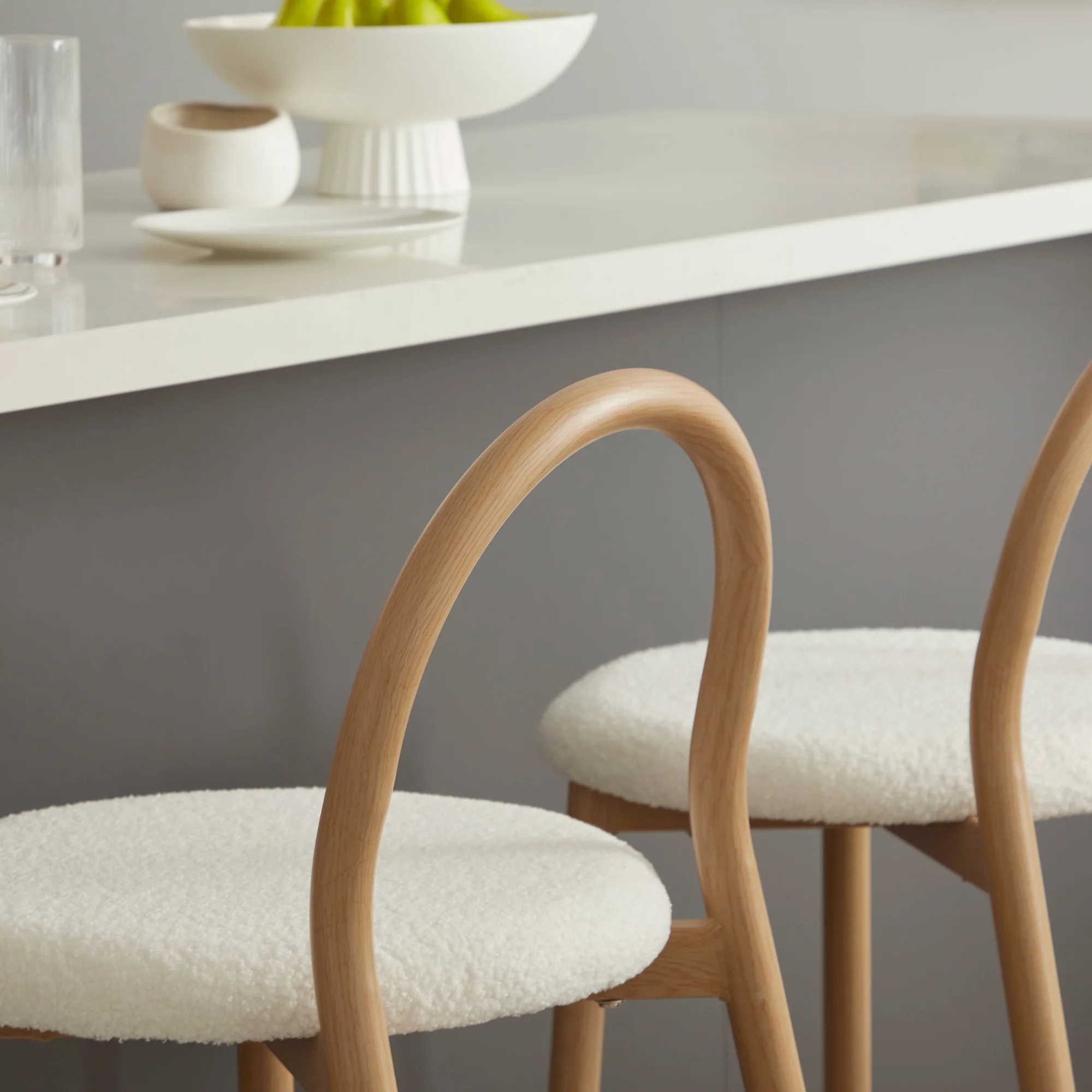Newport Set of 2 Barstools Cream - Image 9