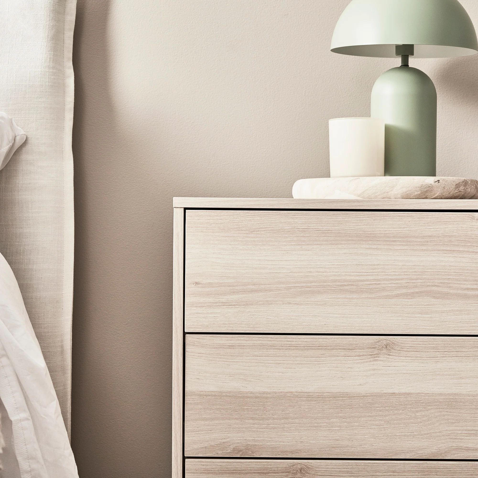 Norquay Chest of 6 Drawers Light Oak - Image 4