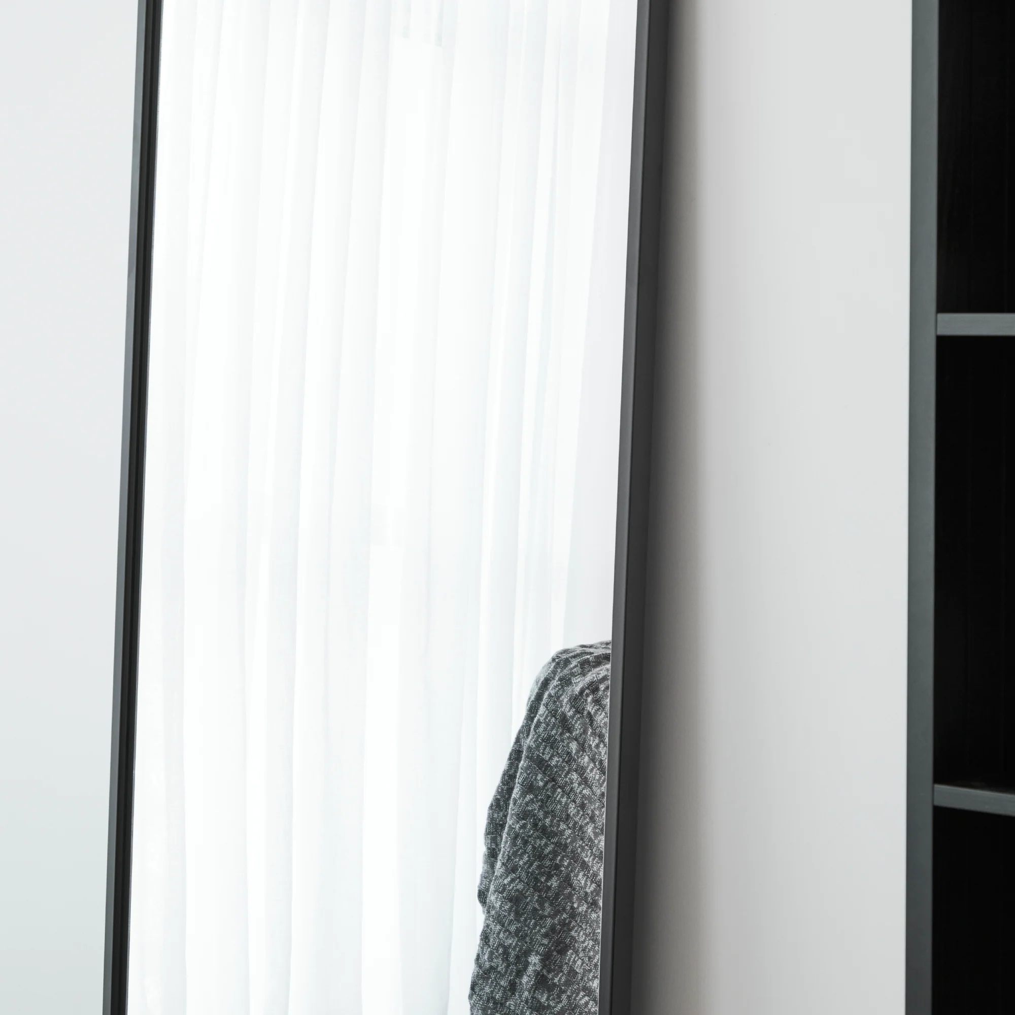 Orbit Sphere 180cm Floor Length Mirror Black - Image 5