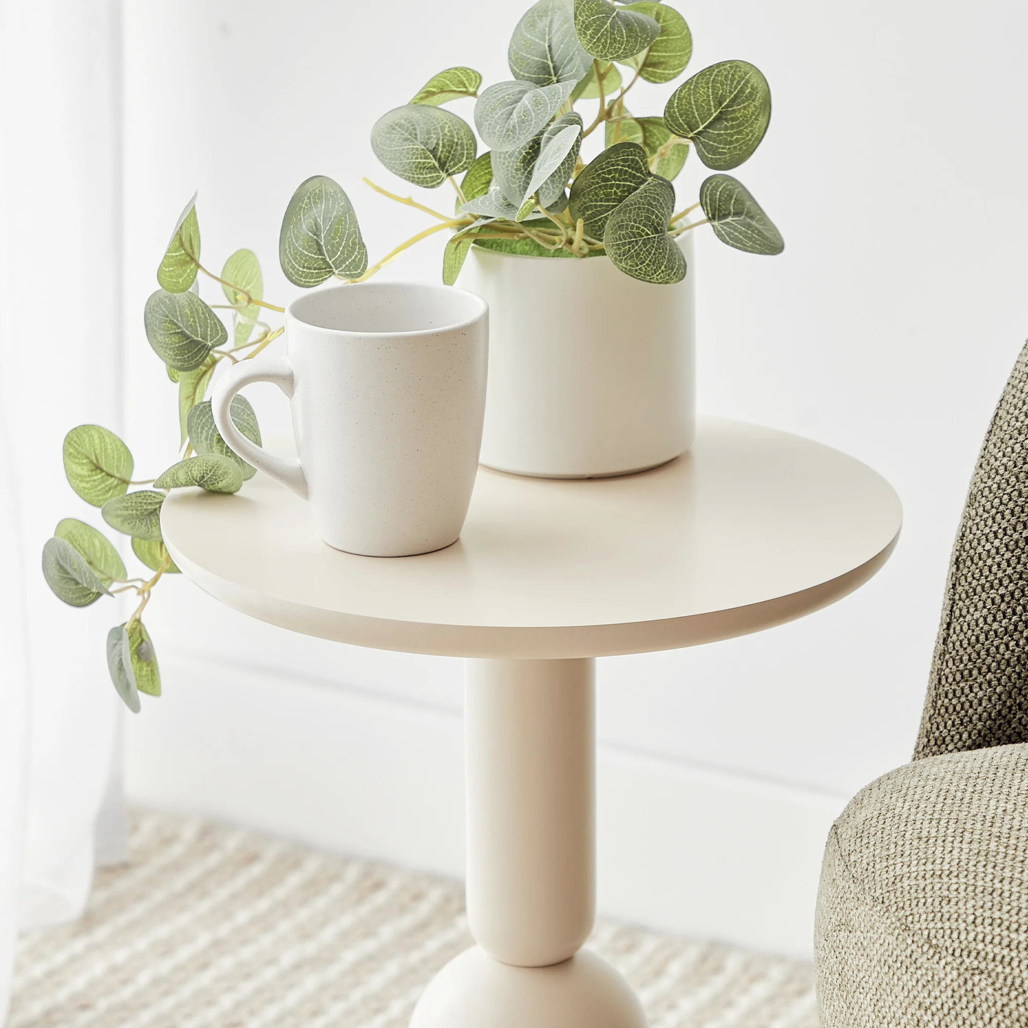 Peonie Side Table Birch - Image 4