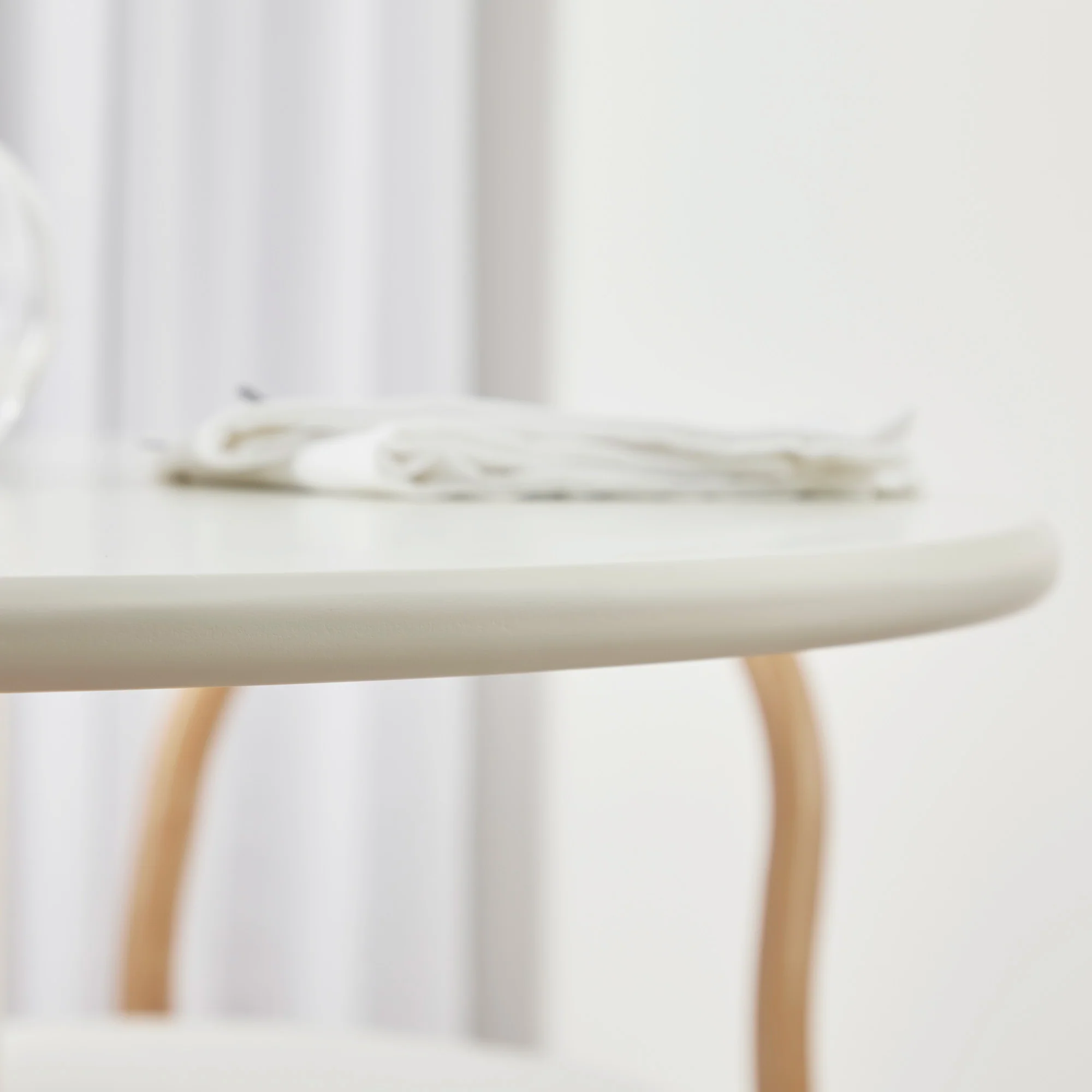 Portobello Dining Table Off-White - Image 7