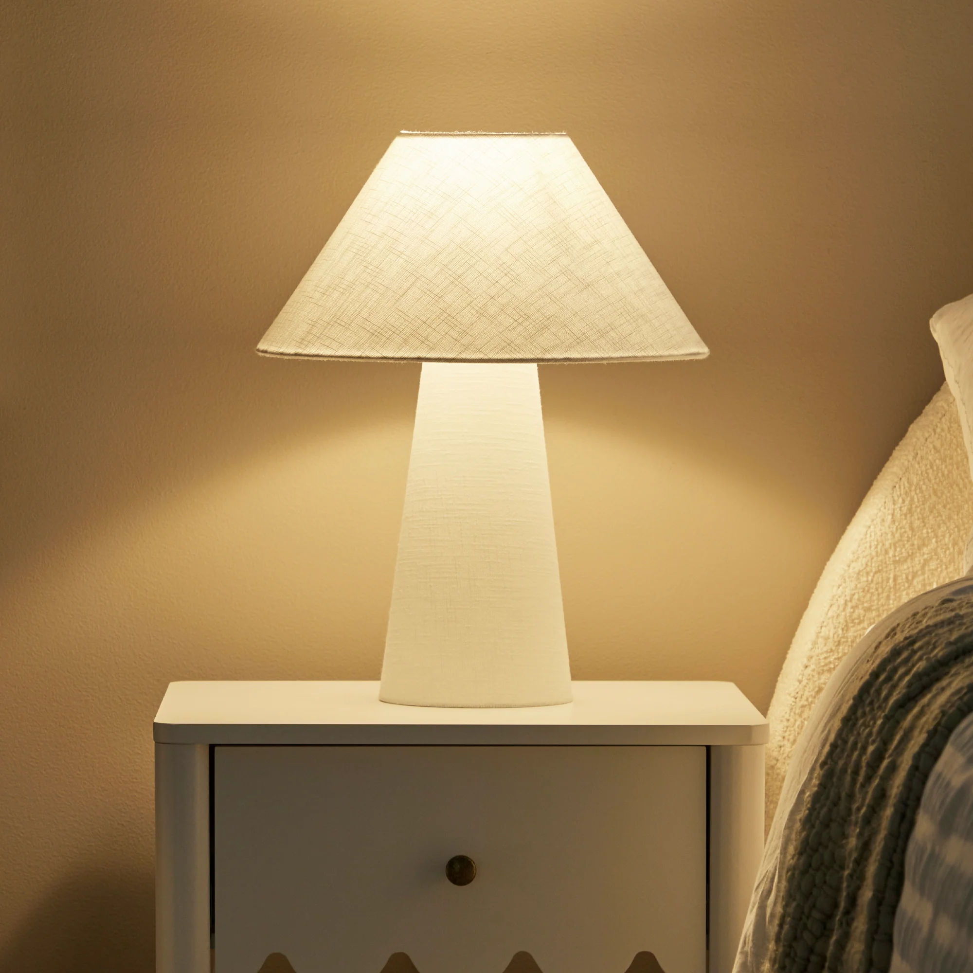 Remy Table Lamp Linen - Image 5