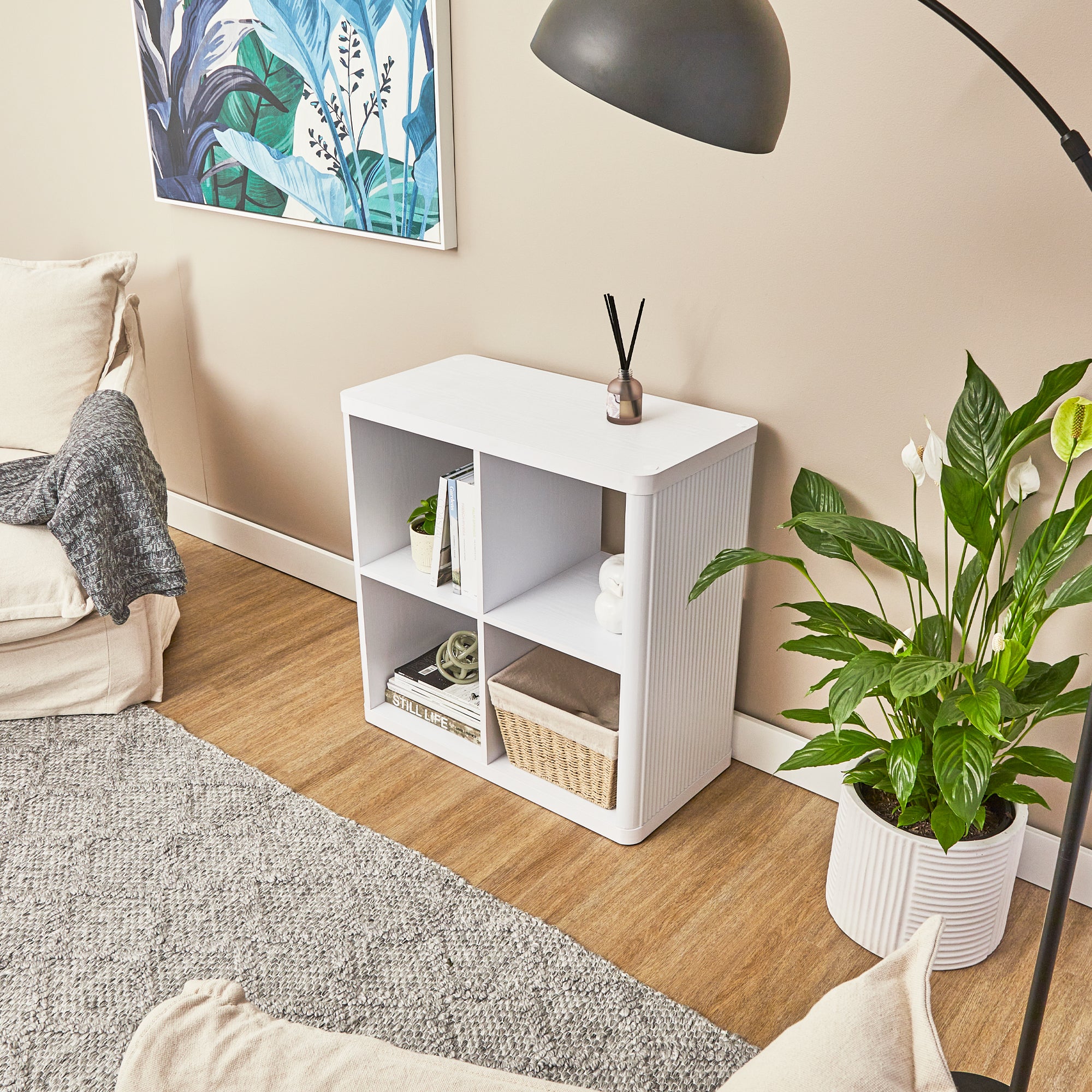 Sierra  4 Cube Shelf in White - Image 5