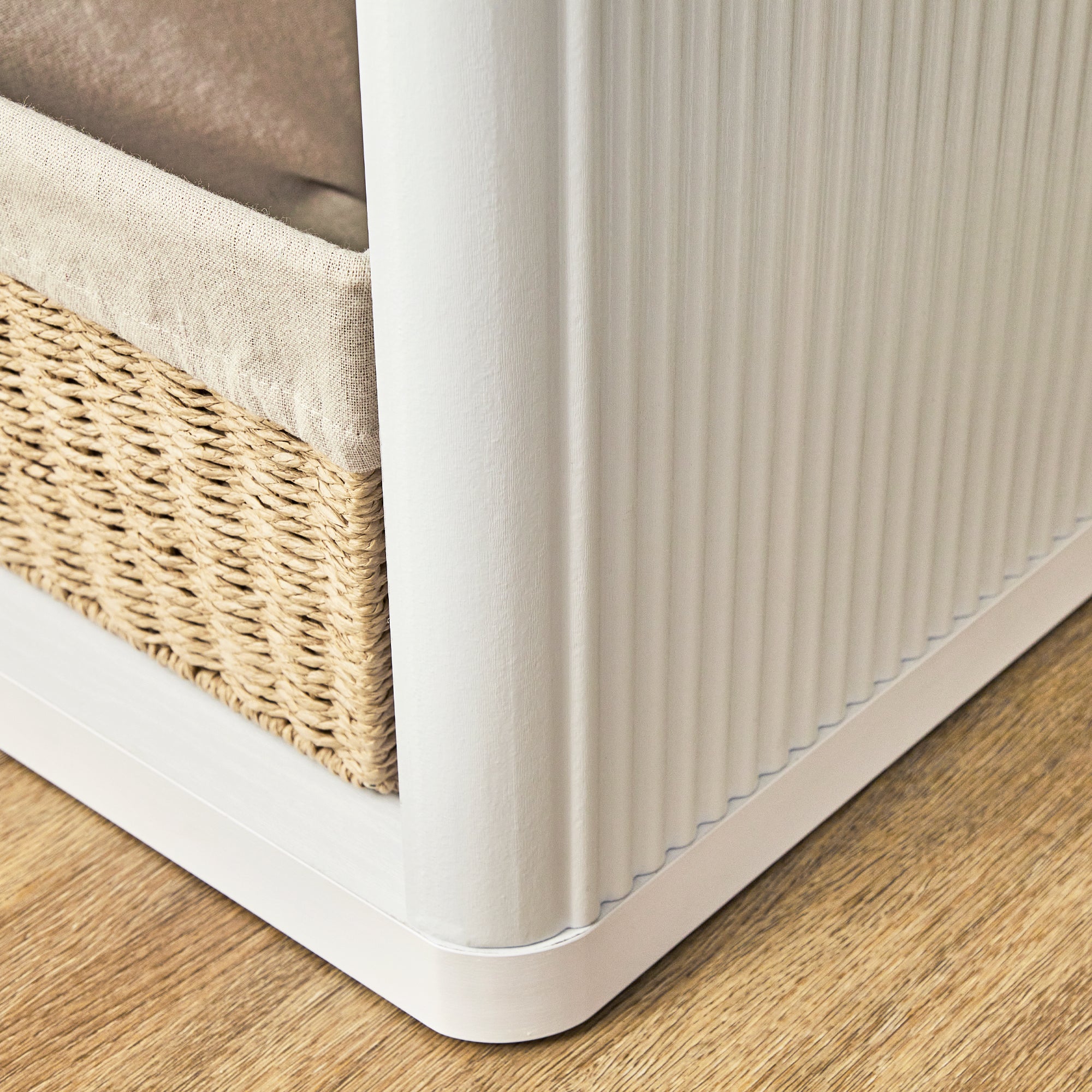 Sierra 6 Cube Shelf in White - Image 8