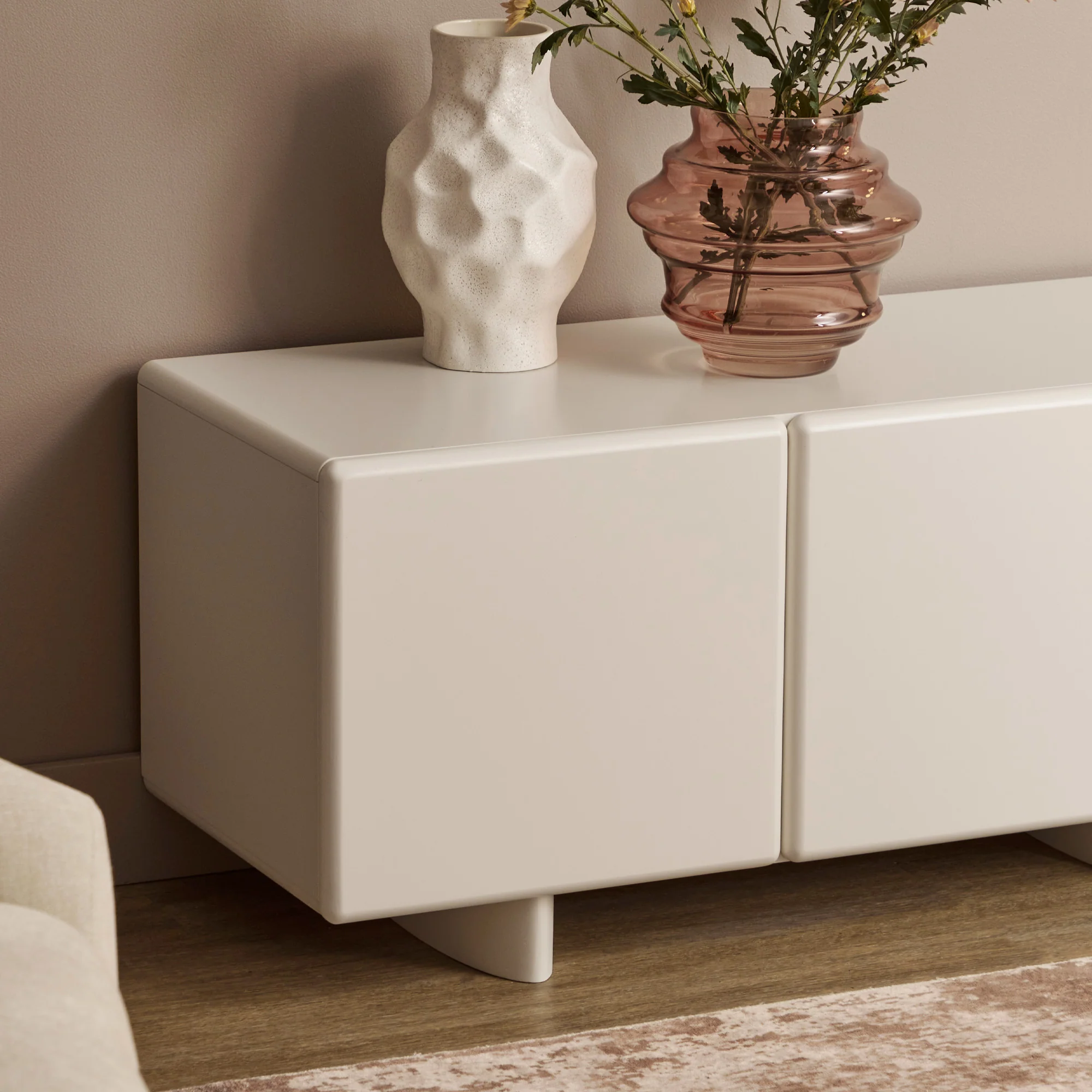 Tillie Entertainment Unit Off-White (160cm) - Image 4