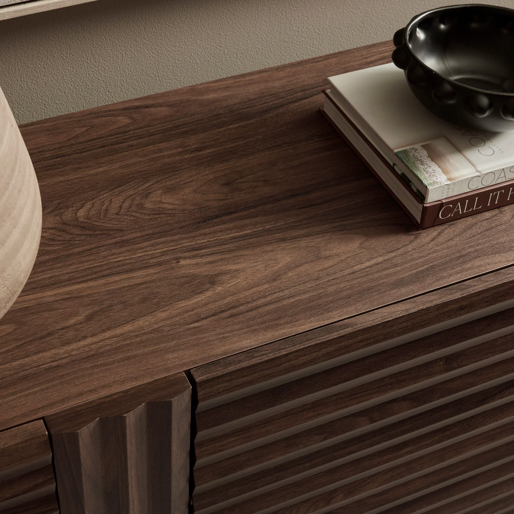 Wilson Chest of 6 Drawers Walnut - Image 4