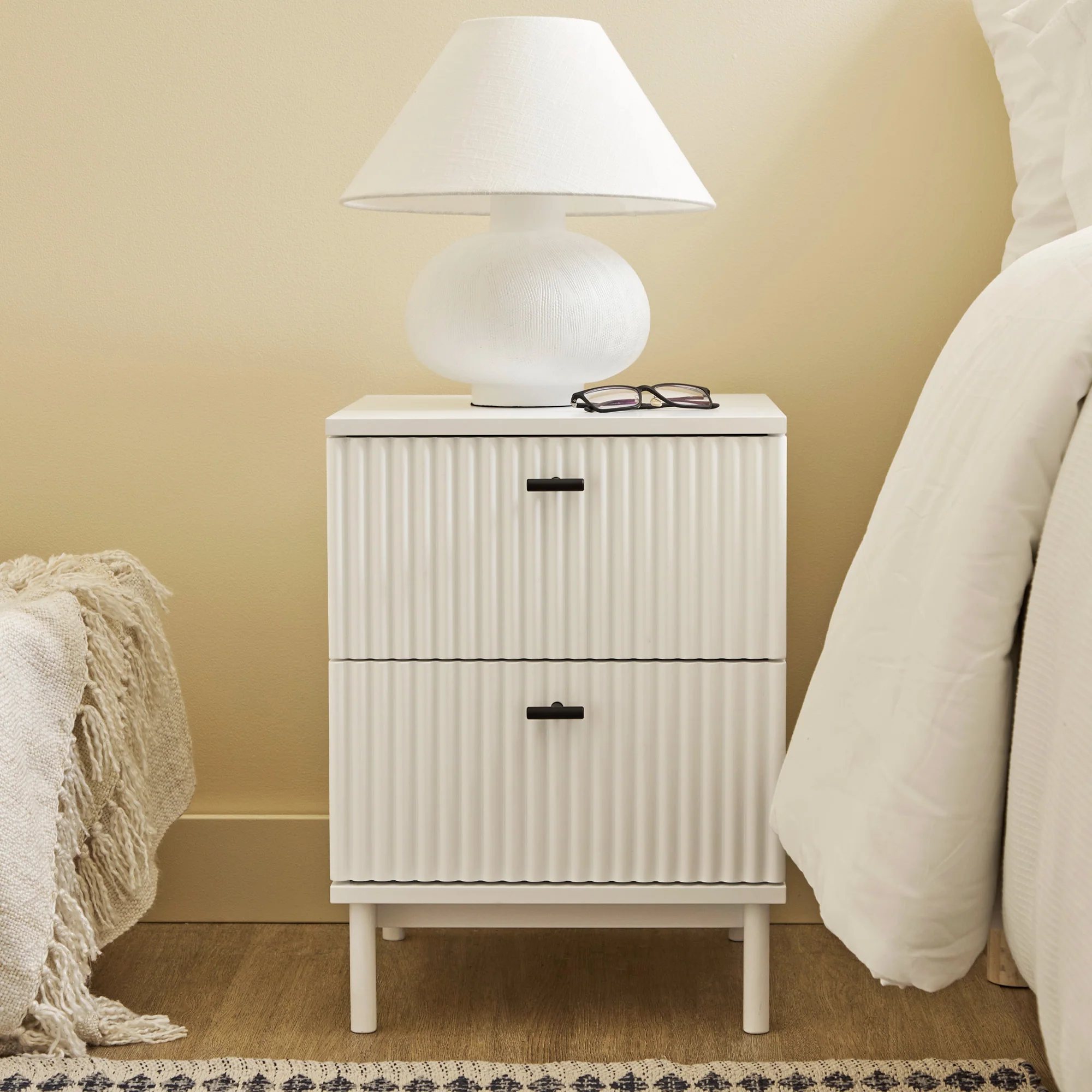Winnie Ripple 2 Drawer Bedside Table White - Image 5