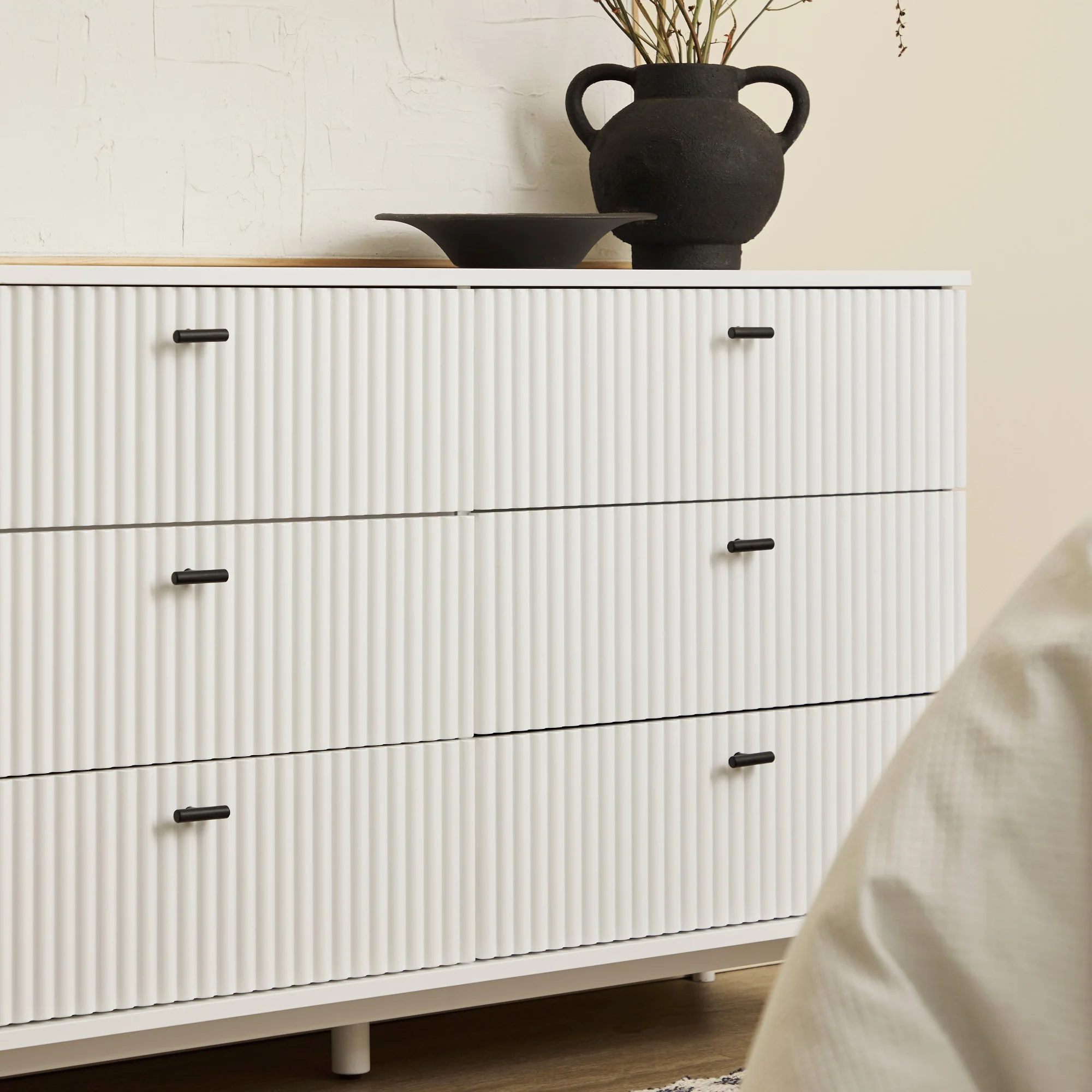 Winnie Ripple Chest of 6 Drawers White - Image 4