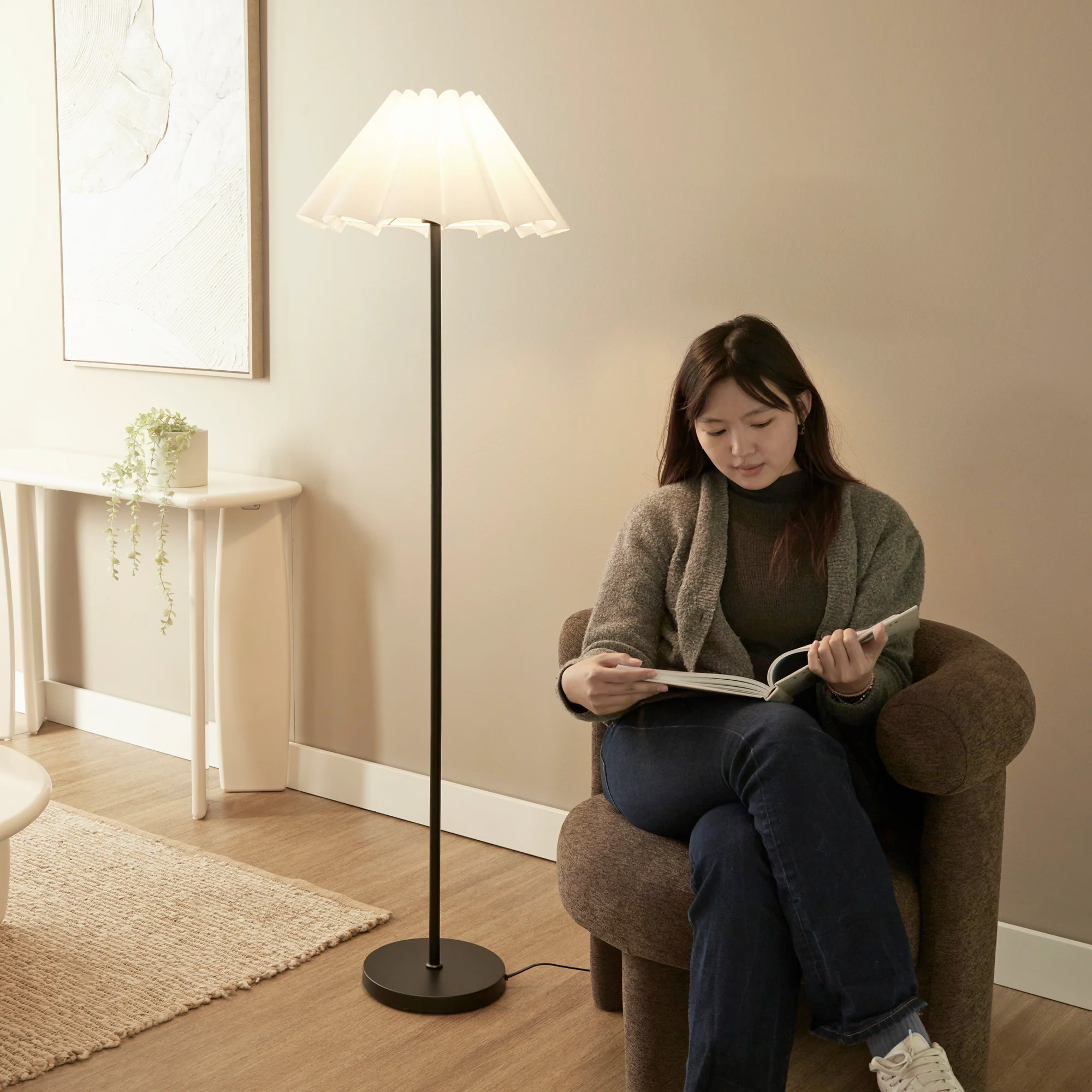 Zola Floor Lamp Black - Image 6