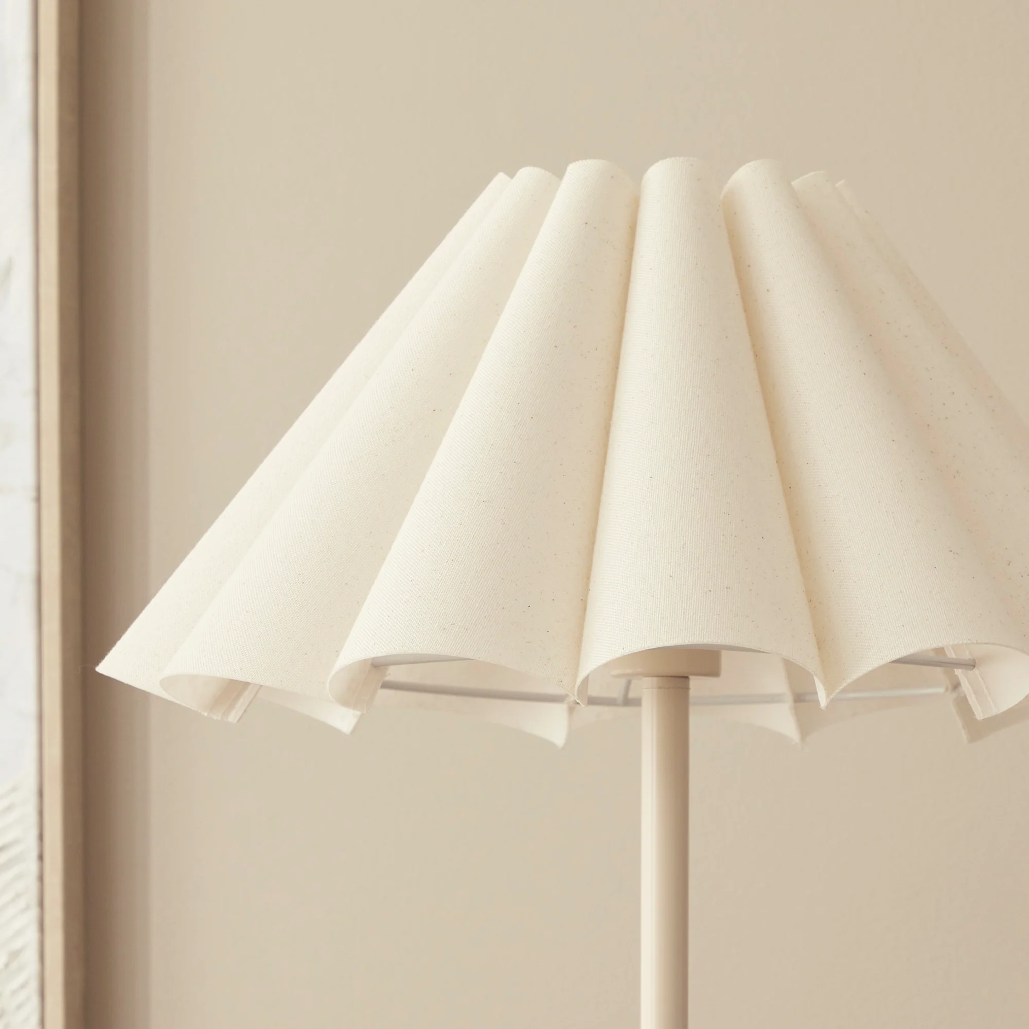 Zola Floor Lamp Cloud - Image 5