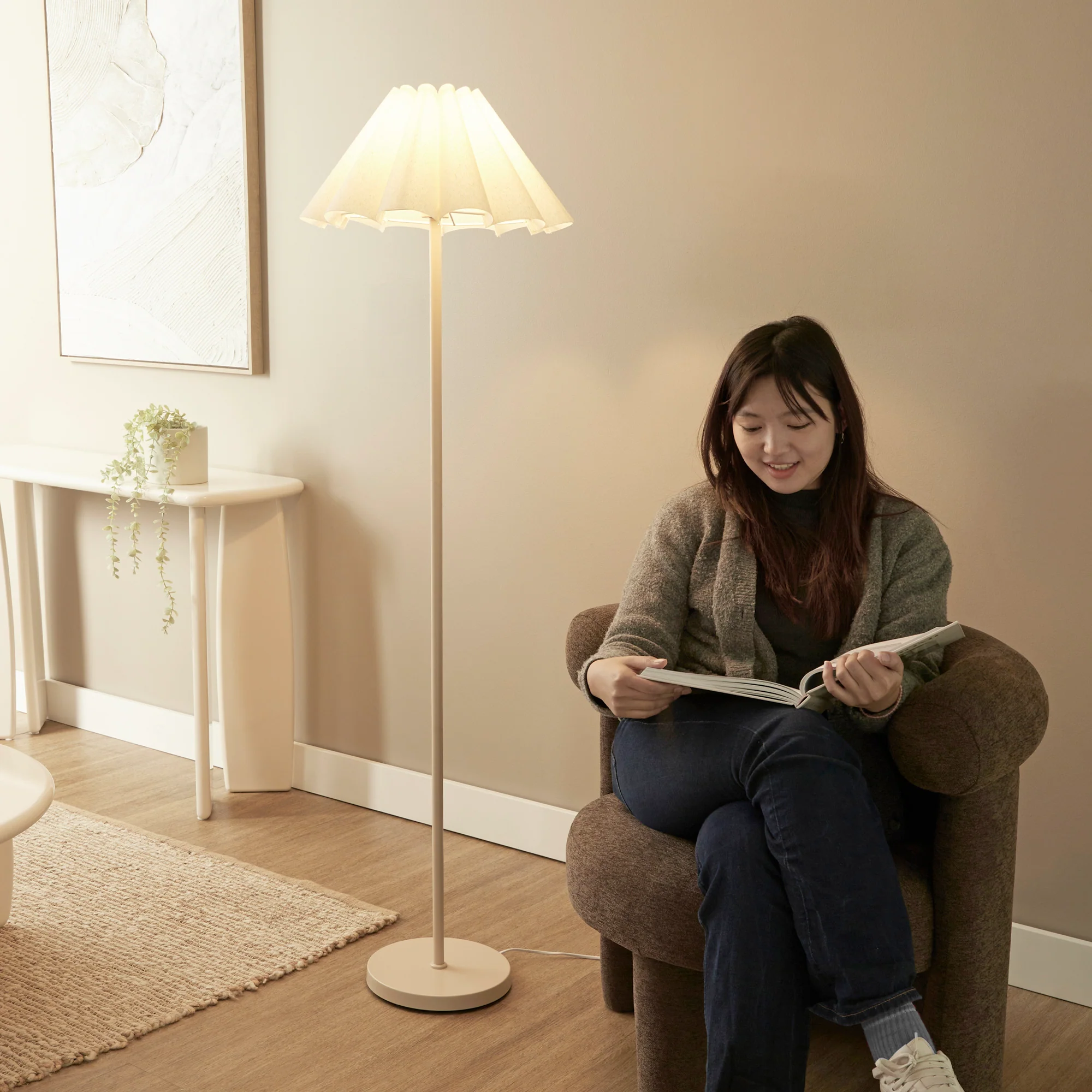 Zola Floor Lamp Cloud - Image 6